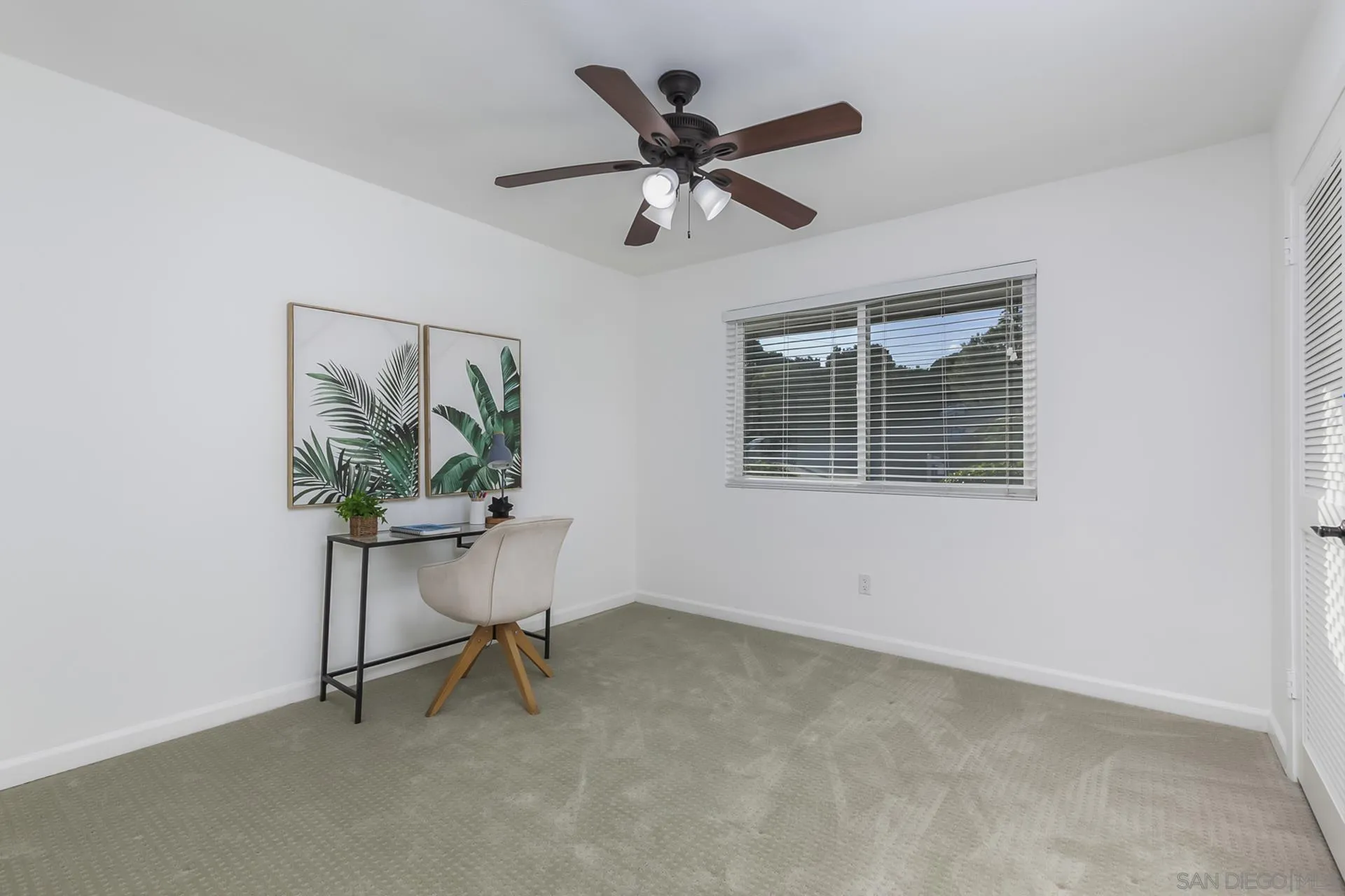 https://cdn.realtyfeed.com/cdn/127/250043665/157f88024be776ca886ad6ba6678ab59.webp