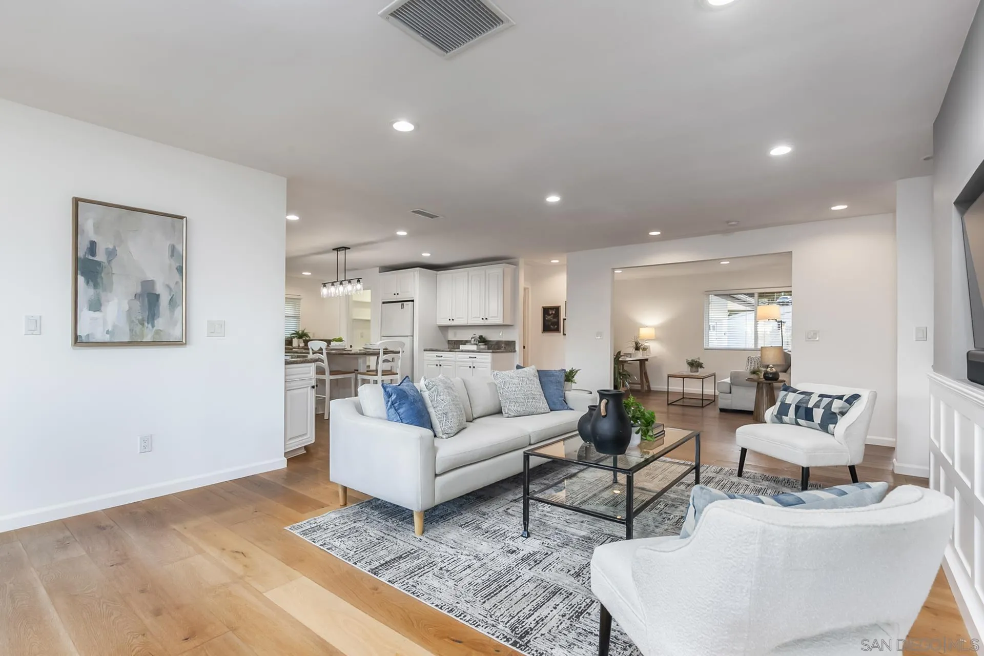 https://cdn.realtyfeed.com/cdn/127/250043665/28621a8e7e5958ba8145e02d494c219e.webp