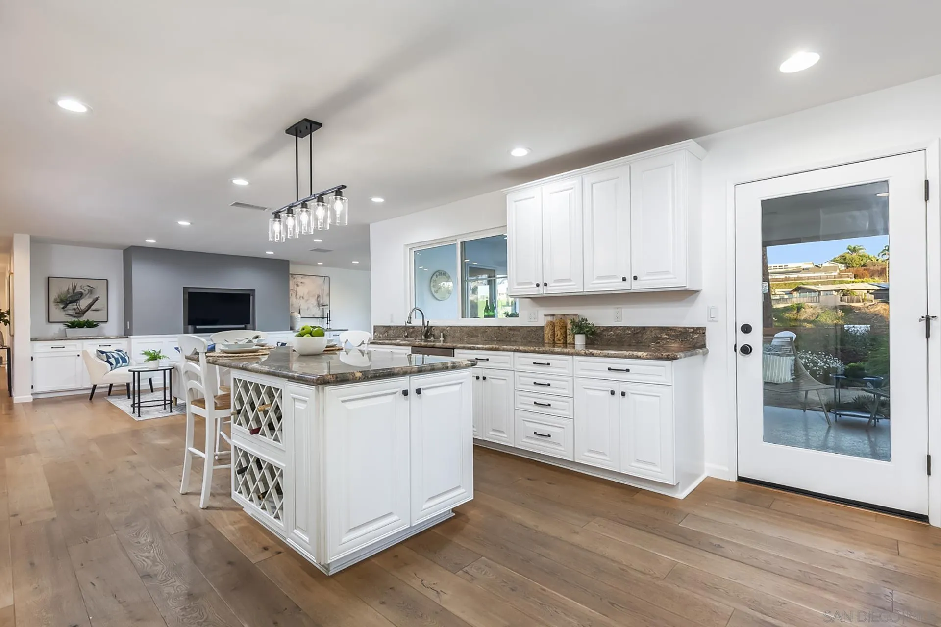 https://cdn.realtyfeed.com/cdn/127/250043665/7378fb92cfea0f937c73c633550078b7.webp