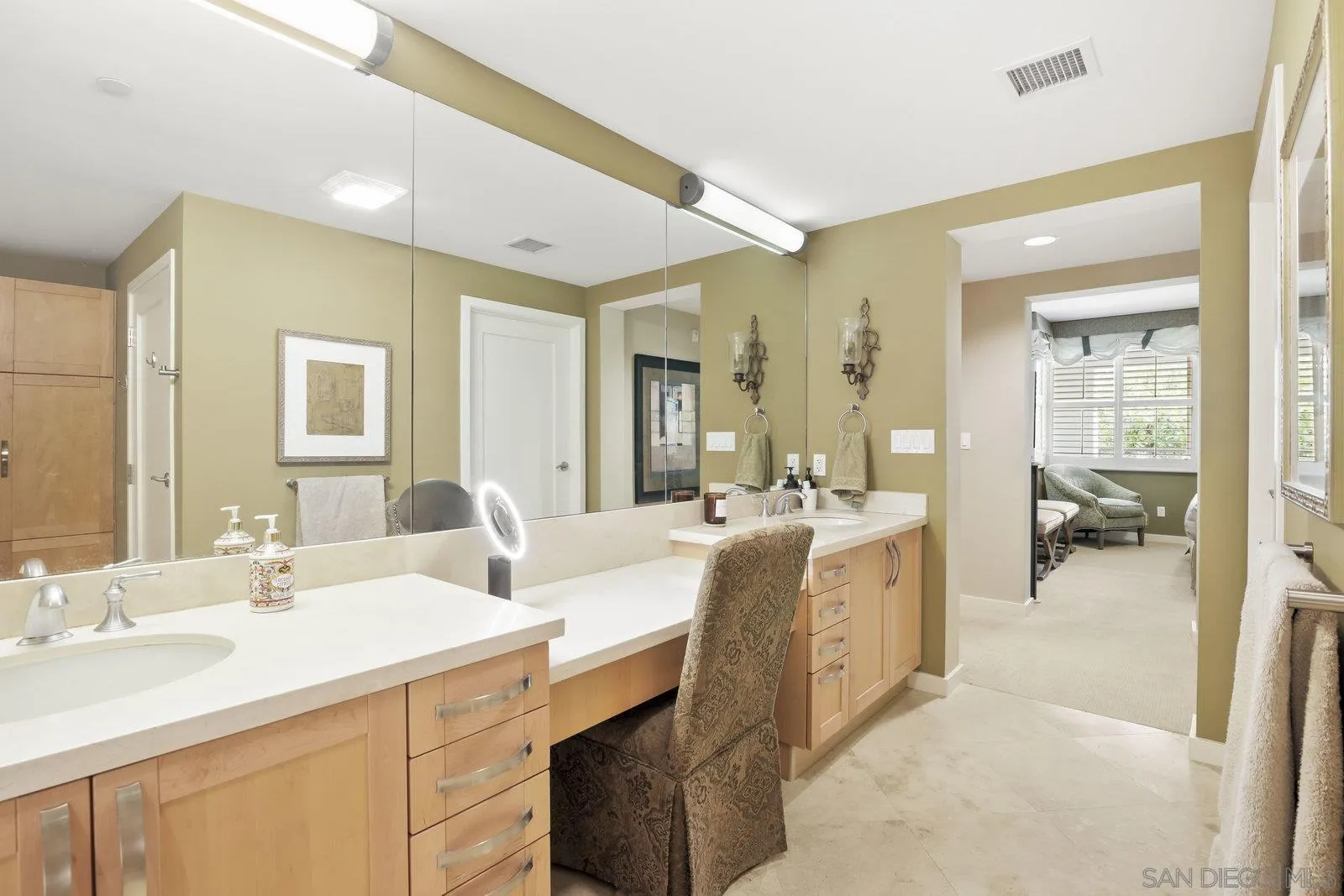 Photo #23: 250043689 Listing: Photo #23