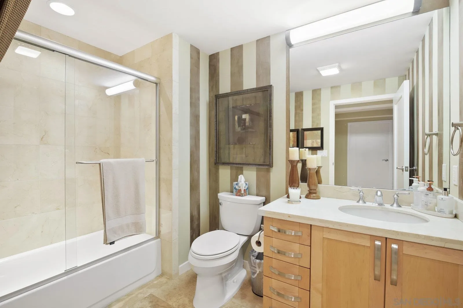 Photo #26: 250043689 Listing: Photo #26