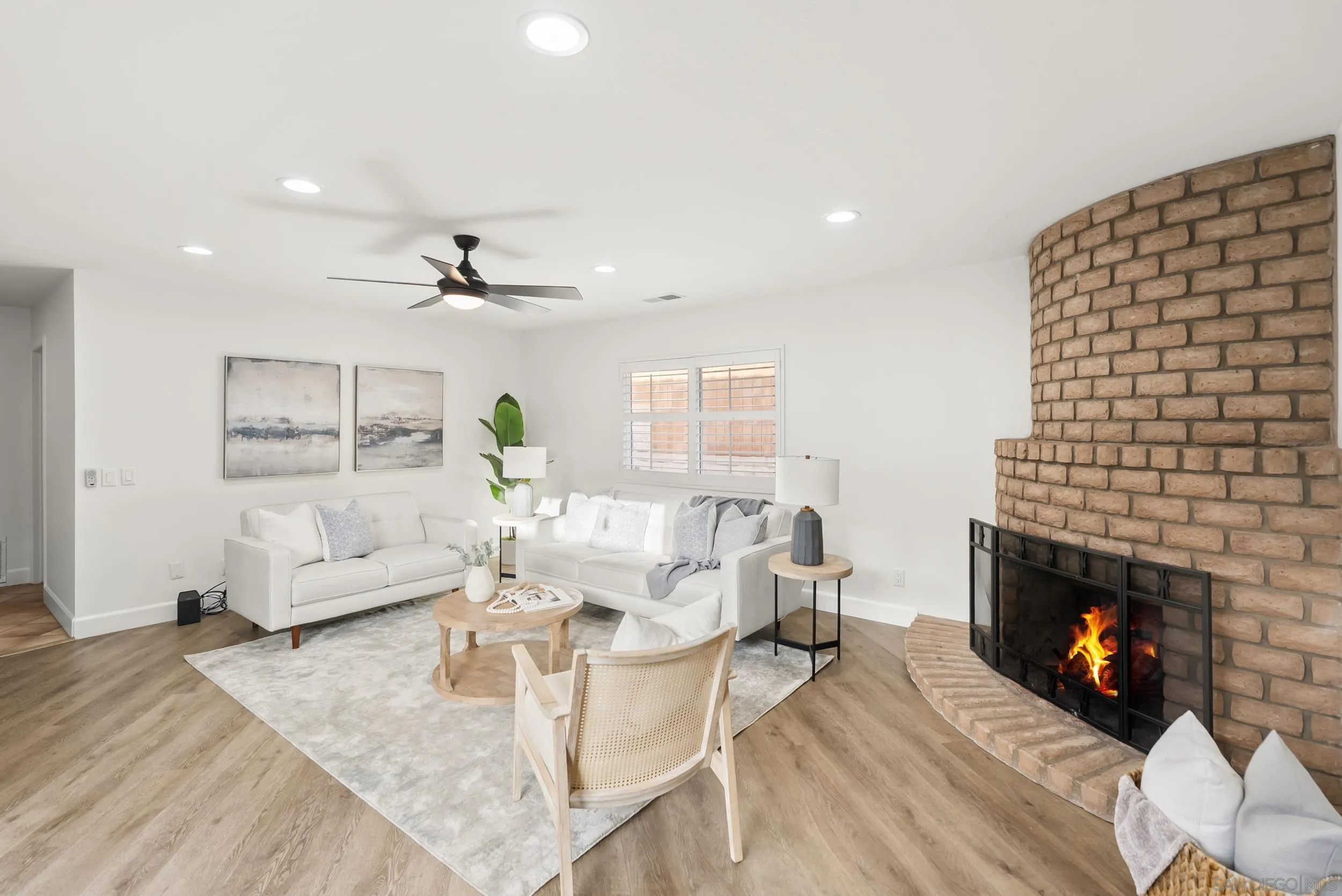 https://cdn.realtyfeed.com/cdn/127/250043698/14564c8c3fb8257973f5427f1d4420d1.webp