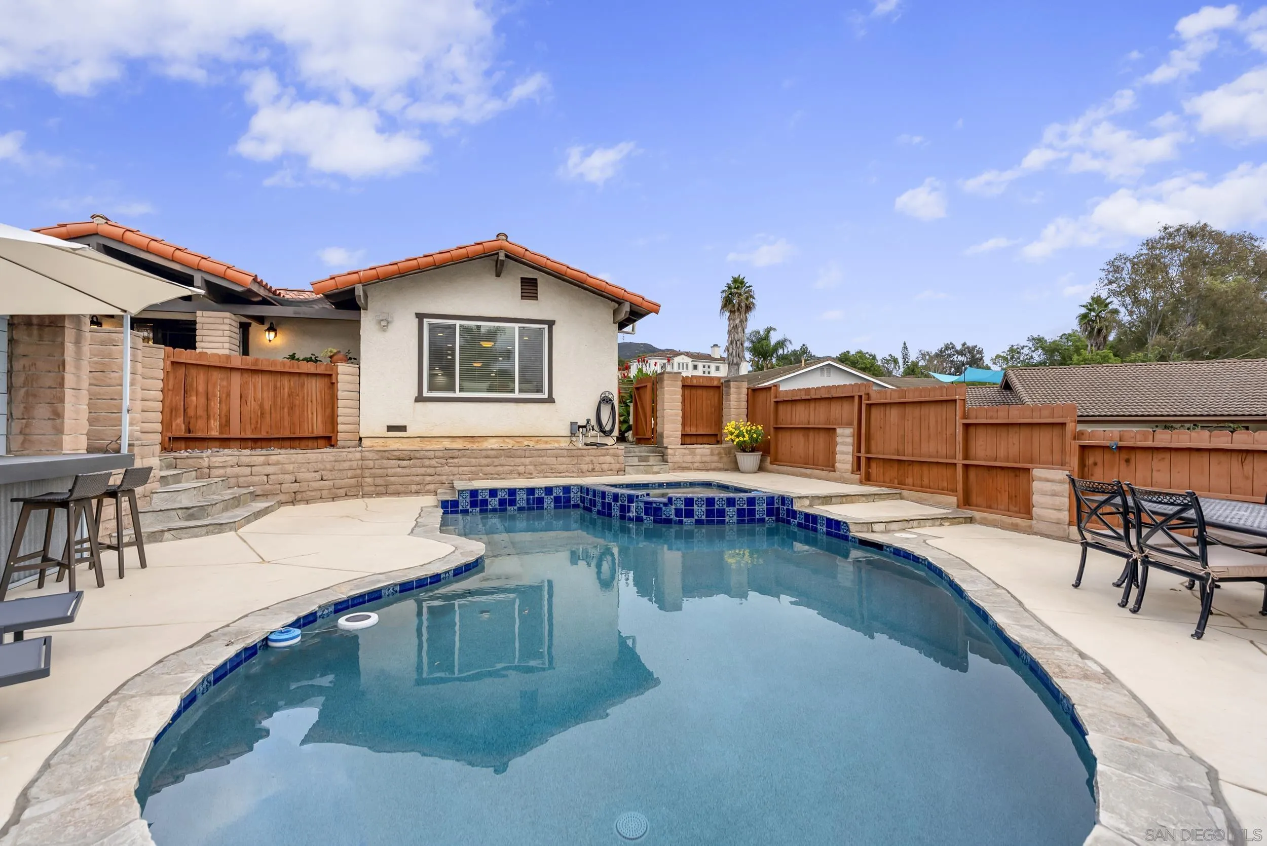 https://cdn.realtyfeed.com/cdn/127/250043698/97a0a19ef107c6b12b0b212906d3665b.webp