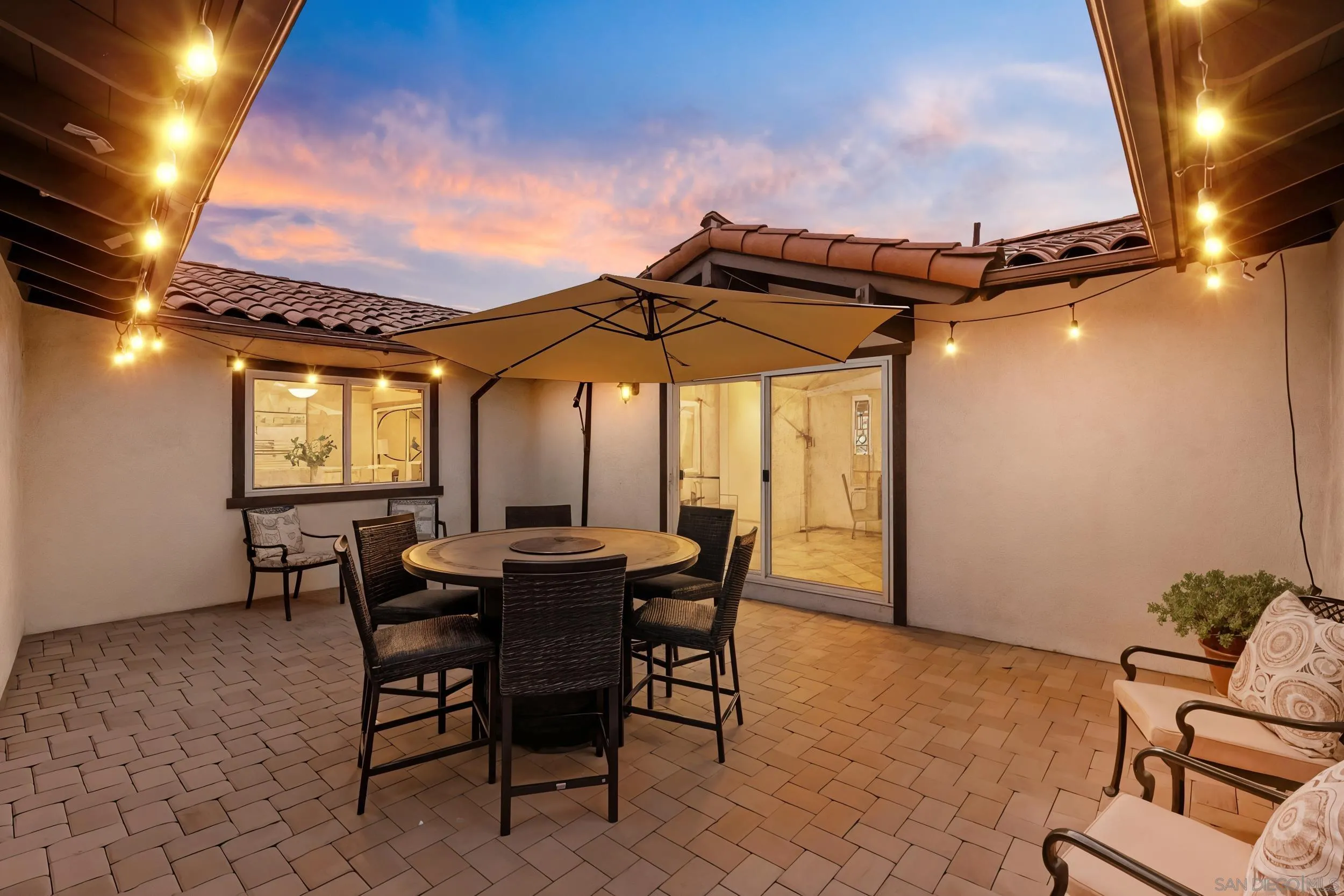 https://cdn.realtyfeed.com/cdn/127/250043698/c3ddb917c4b8dc2ba63c118c923fb923.webp