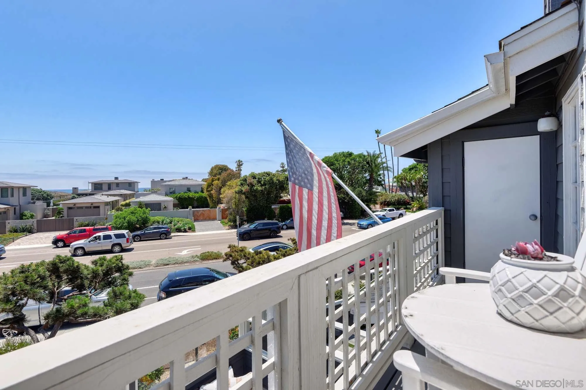 https://cdn.realtyfeed.com/cdn/127/250043723/306d578206f4bed35d62793fe96812f8.webp