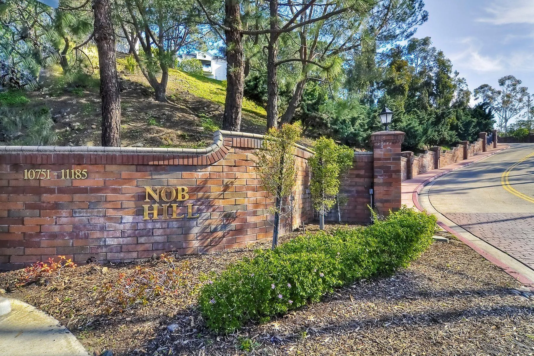 https://cdn.realtyfeed.com/cdn/127/250043785/3634518850069655378f3ce04e6b5e82.webp