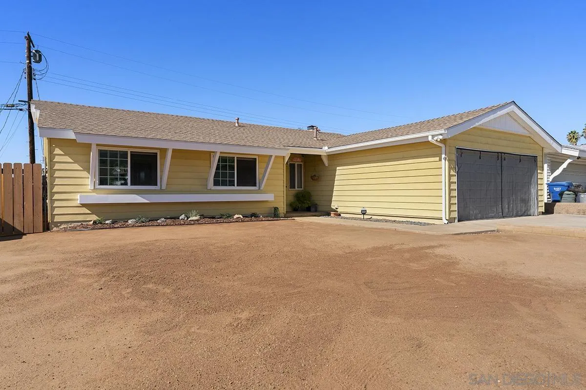 https://cdn.realtyfeed.com/cdn/127/250043789/121d928022132f47cae90502604dd8bc.webp