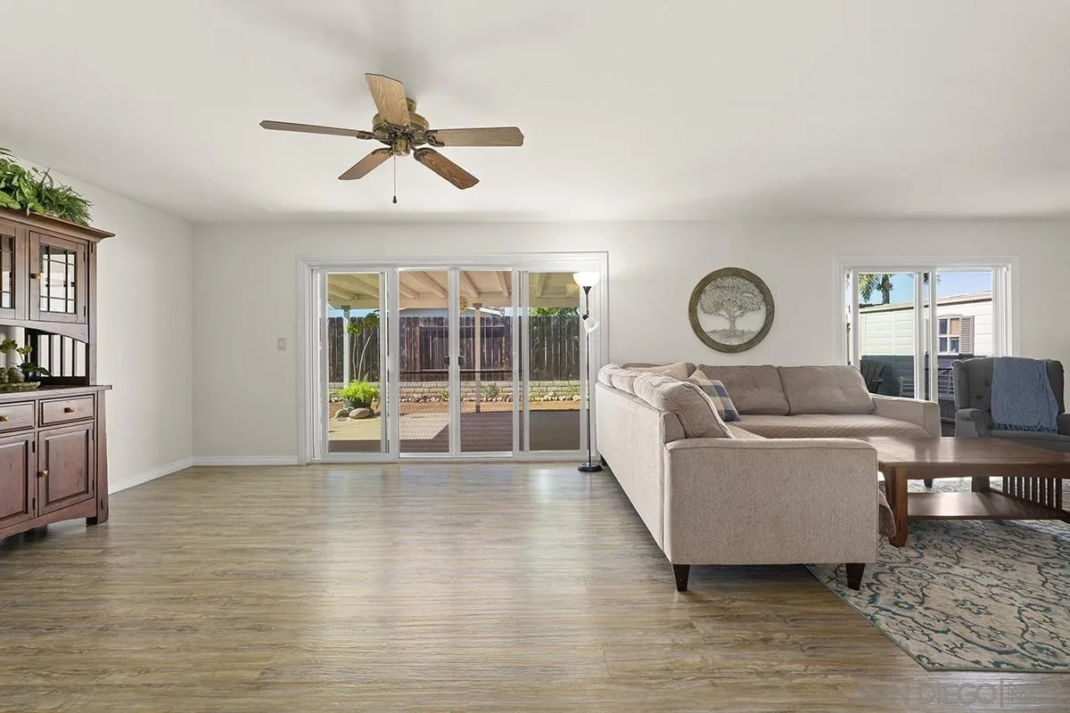 https://cdn.realtyfeed.com/cdn/127/250043789/3332cfb70419abf82f6bc088181321ea.webp