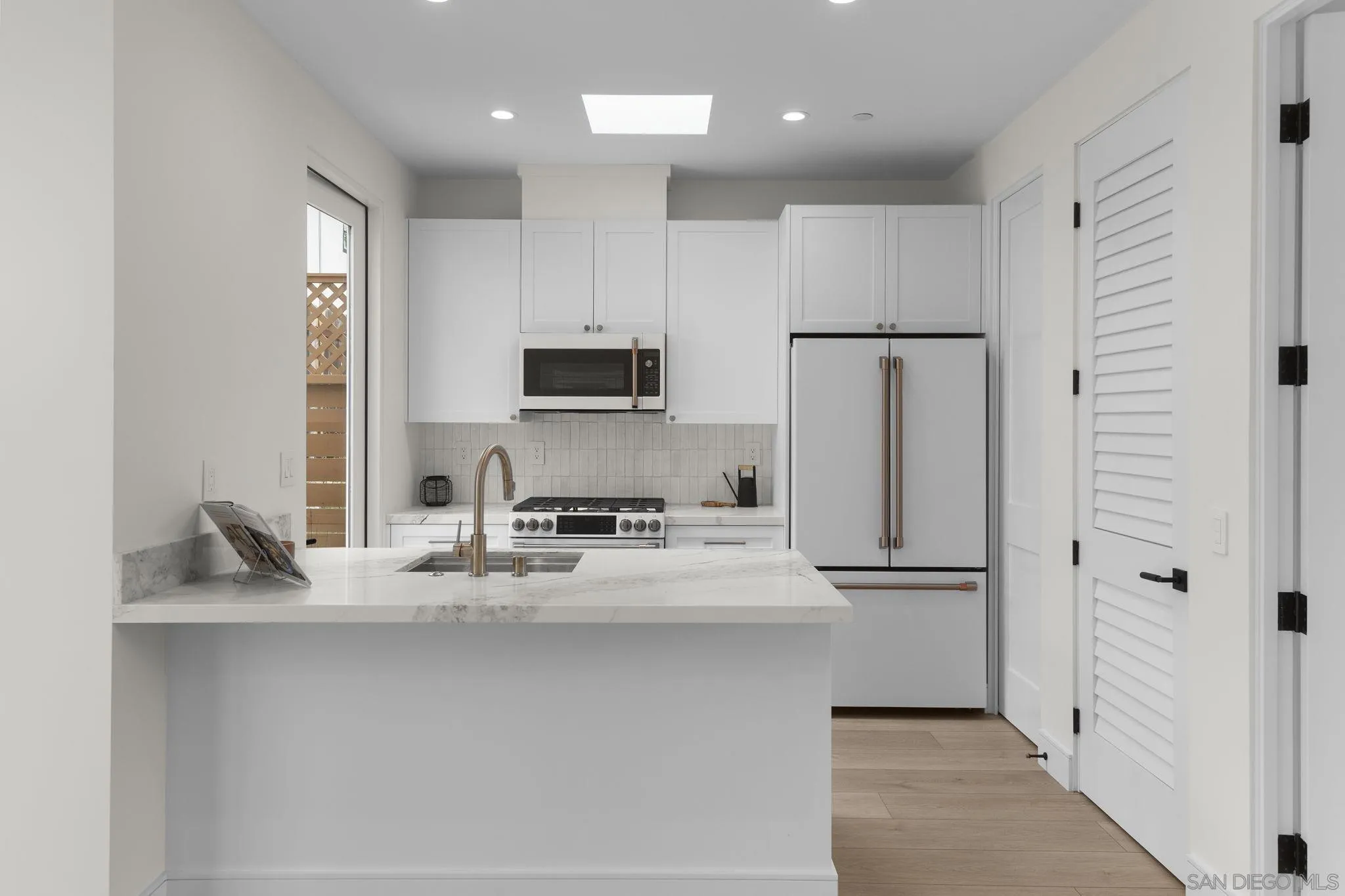 https://cdn.realtyfeed.com/cdn/127/250043798/ff21ae113d39a23ac1403d1ce0817456.webp