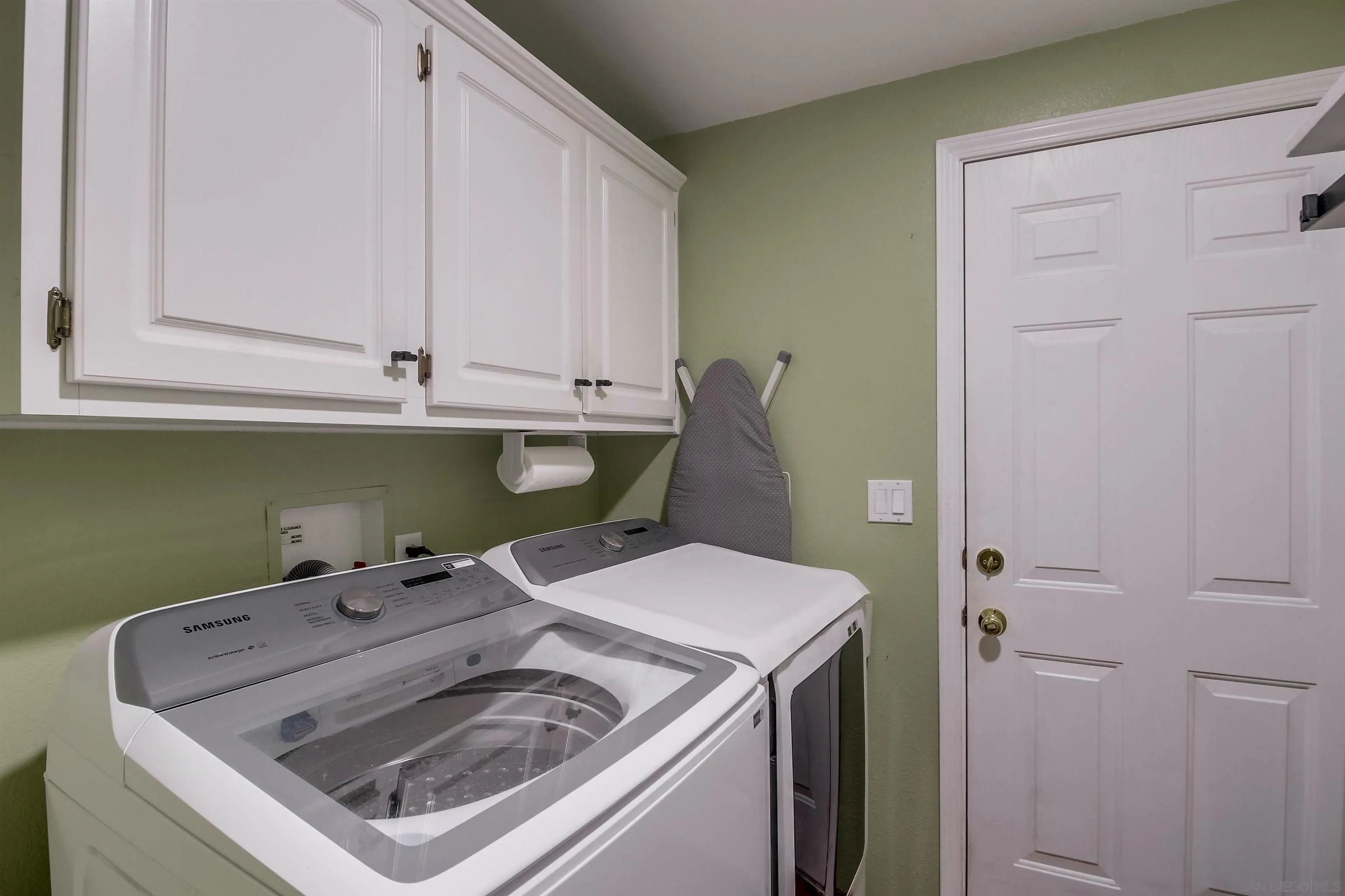 https://cdn.realtyfeed.com/cdn/127/250043804/df42fb835418f647c831effba3416a38.webp
