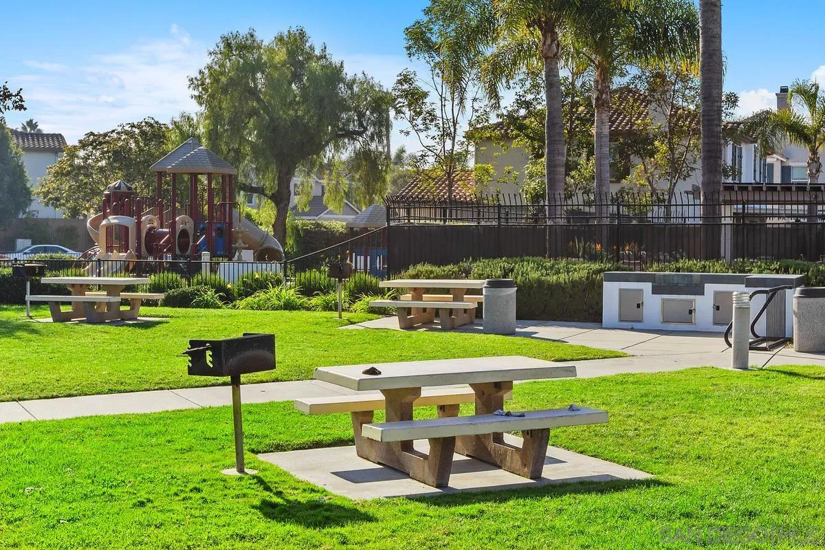 https://cdn.realtyfeed.com/cdn/127/250043835/01180f3858ebc70fe7082602a39b425d.webp