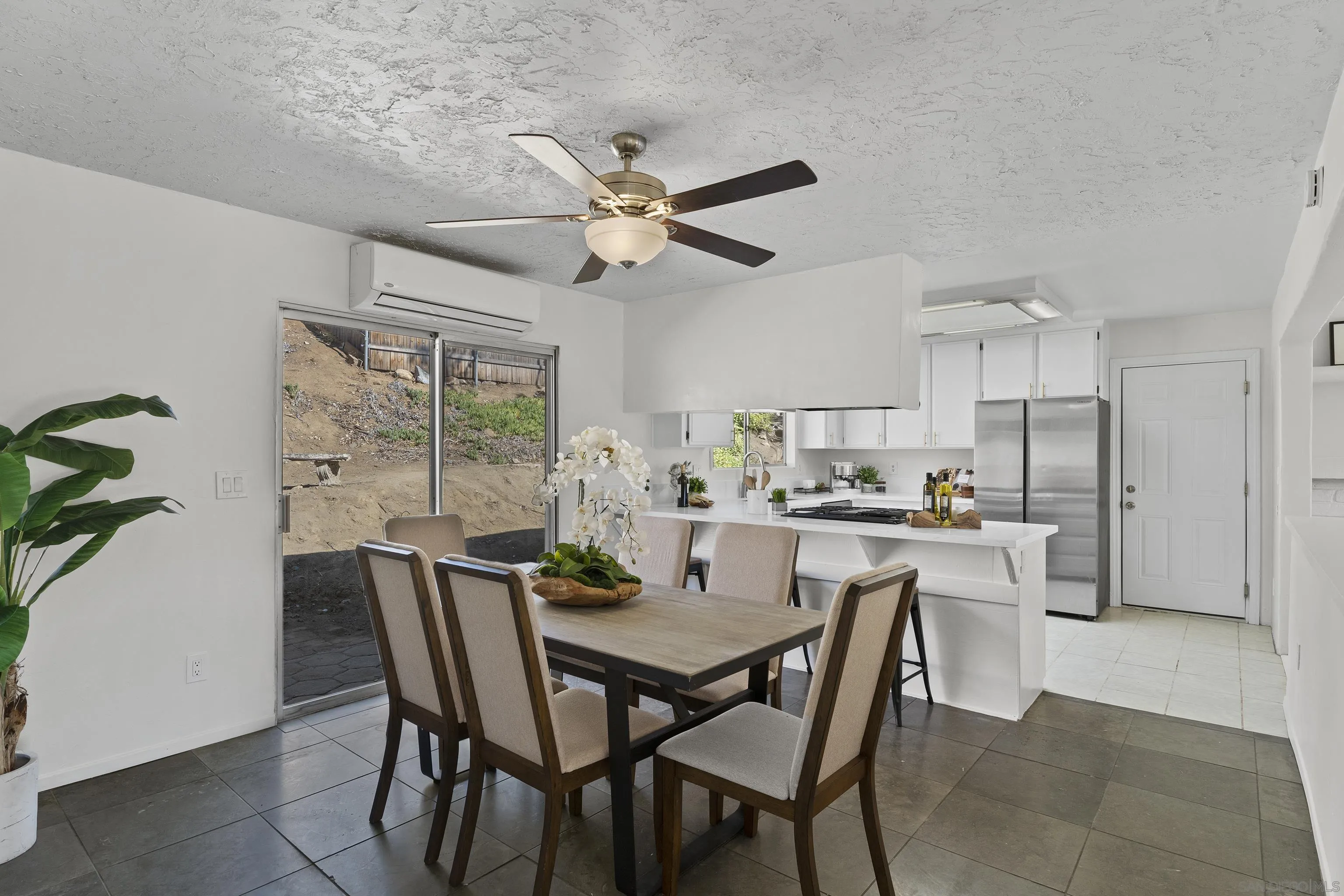 https://cdn.realtyfeed.com/cdn/127/250043836/3cc040728968755e1c6d22dc11d65395.webp