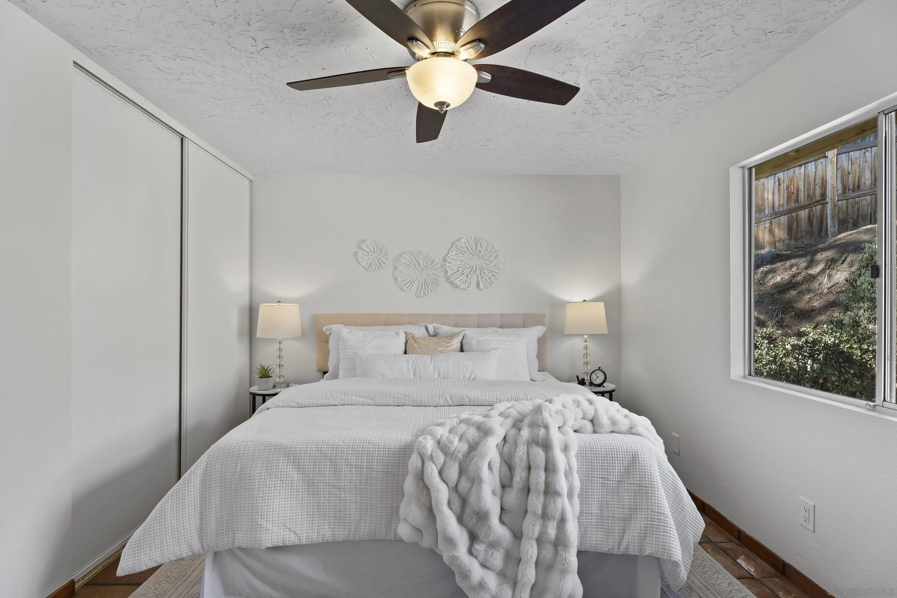 https://cdn.realtyfeed.com/cdn/127/250043836/825746f370d4787246a9fc72ad044dc5.webp