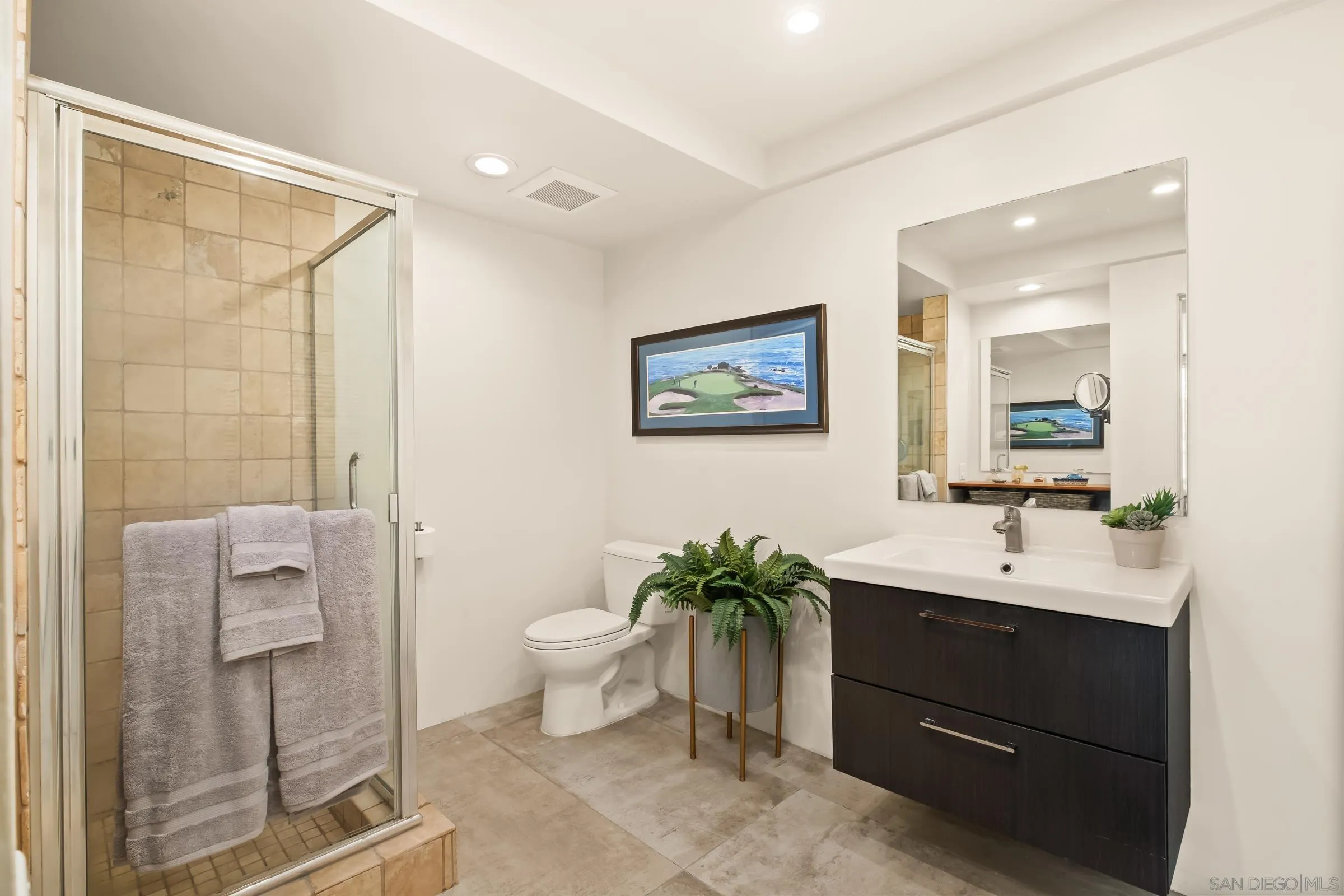 https://cdn.realtyfeed.com/cdn/127/250043870/9bae683728ff225ee5095d3c6a7745ac.webp