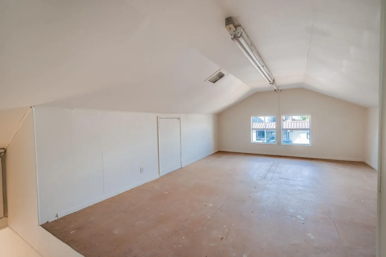 https://cdn.realtyfeed.com/cdn/127/250043884/1d78c38052069cfb9af265d5270f8e47.webp