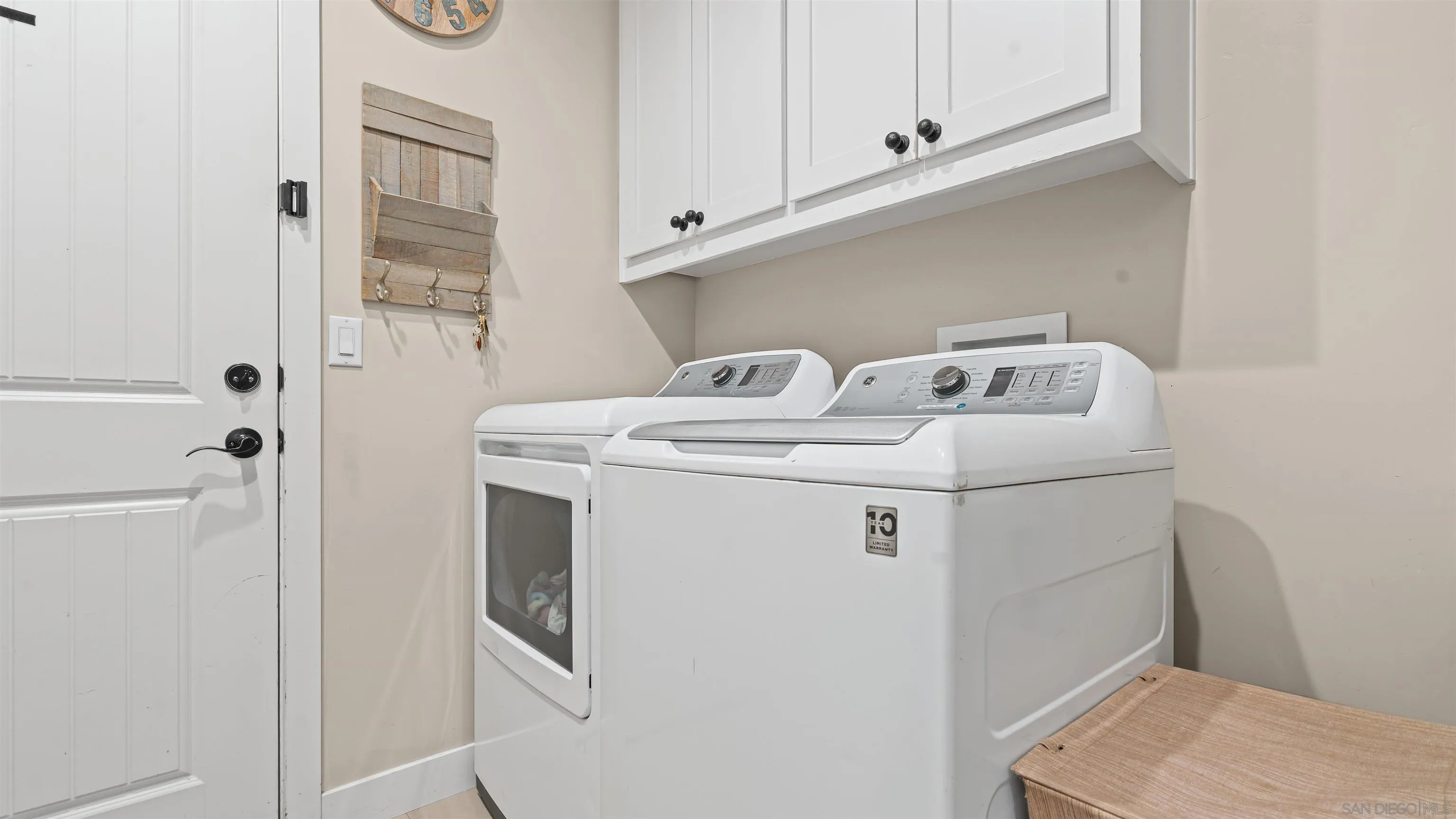 https://cdn.realtyfeed.com/cdn/127/250043887/3691f799ac7573aa87411dfde8b3cb62.webp