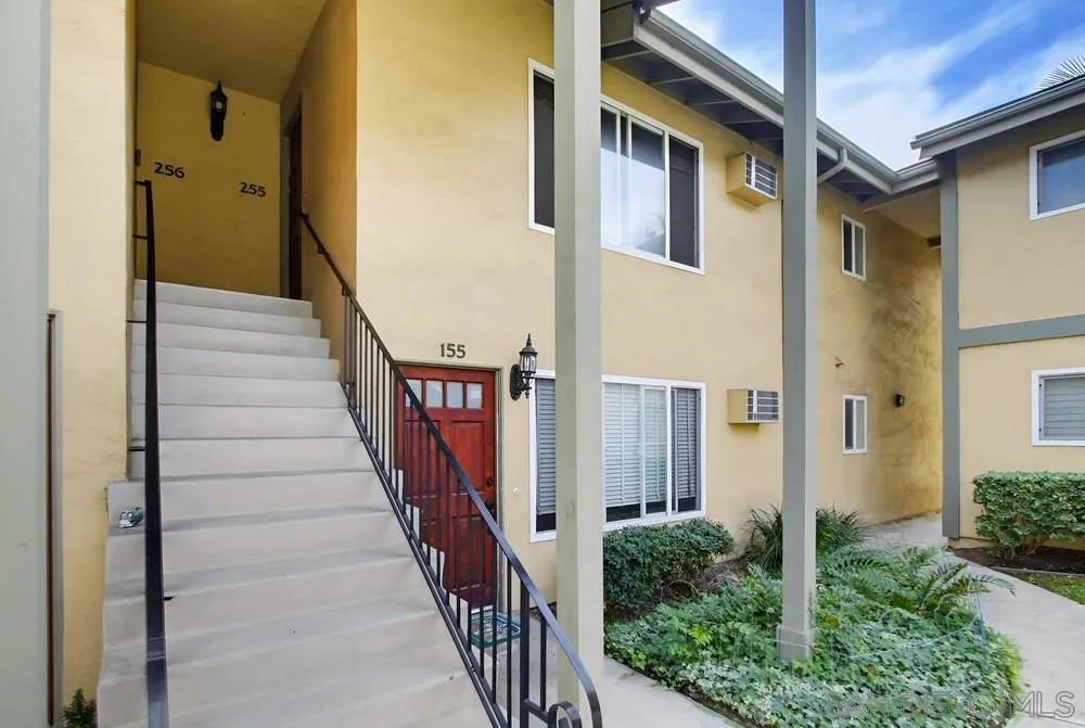 https://cdn.realtyfeed.com/cdn/127/250043911/e3043606b03826c626fdb59c3512f552.webp