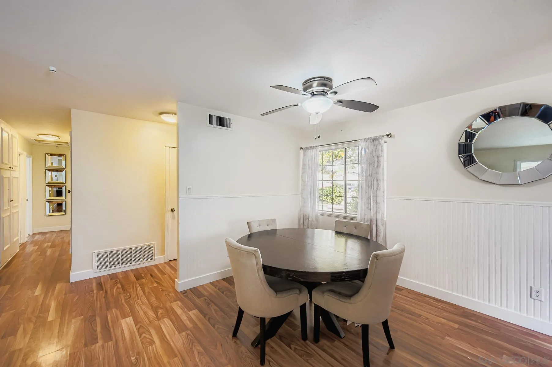 https://cdn.realtyfeed.com/cdn/127/250043920/03f42d2d3c9cf9923c31345df20b55f5.webp