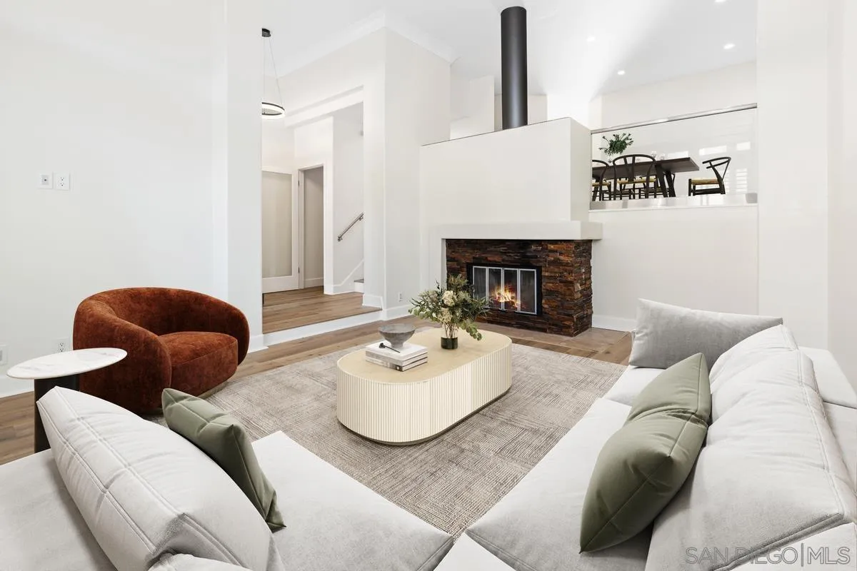 Photo #4: 250043927 Listing: Photo #4