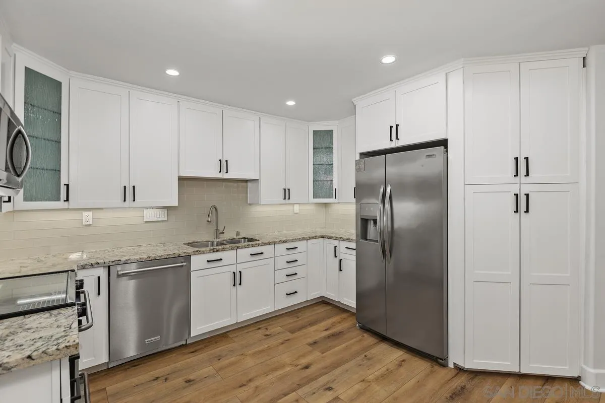 Photo #25: 250043927 Listing: Photo #25