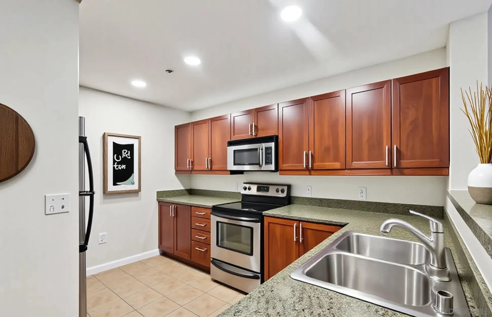 https://cdn.realtyfeed.com/cdn/127/250043935/d310dfa5949a37c250378d0d68d9f026.webp