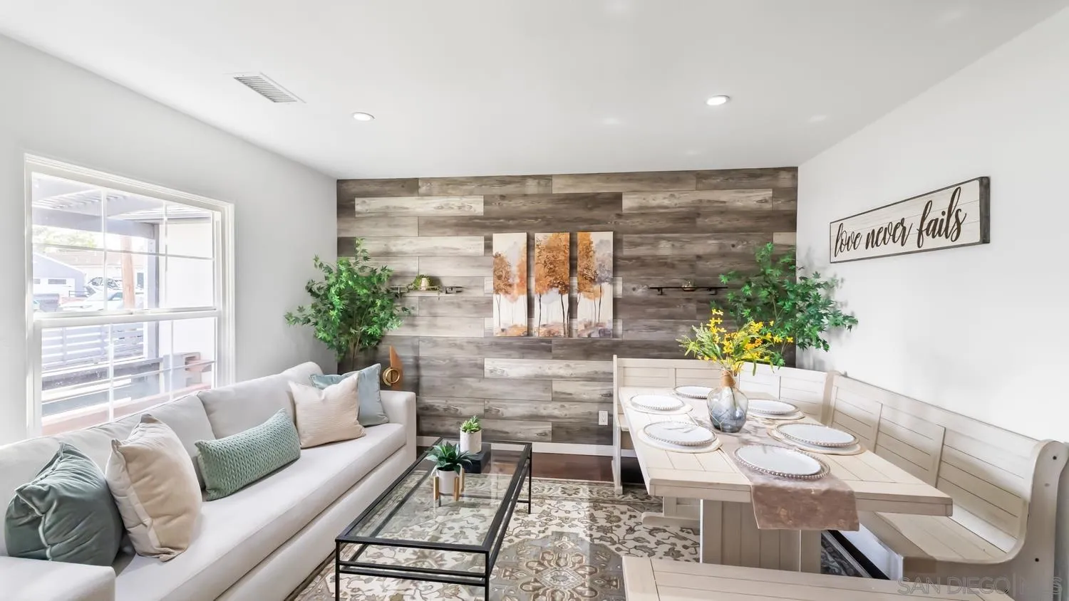 https://cdn.realtyfeed.com/cdn/127/250043939/2730038bd31e30c62e1027520443c359.webp