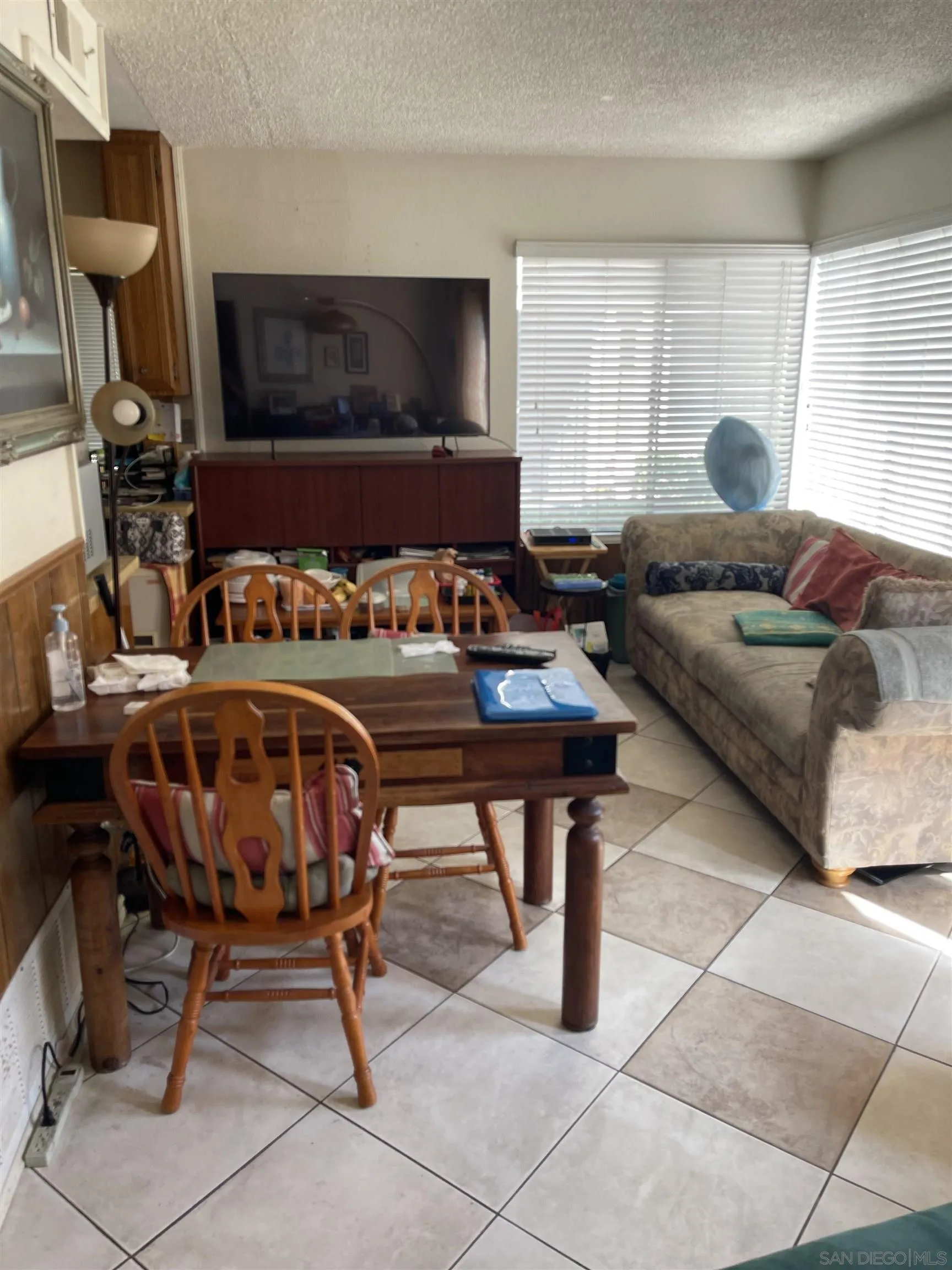 https://cdn.realtyfeed.com/cdn/127/250043954/41e1e01504846b081e78966fa60ab019.webp