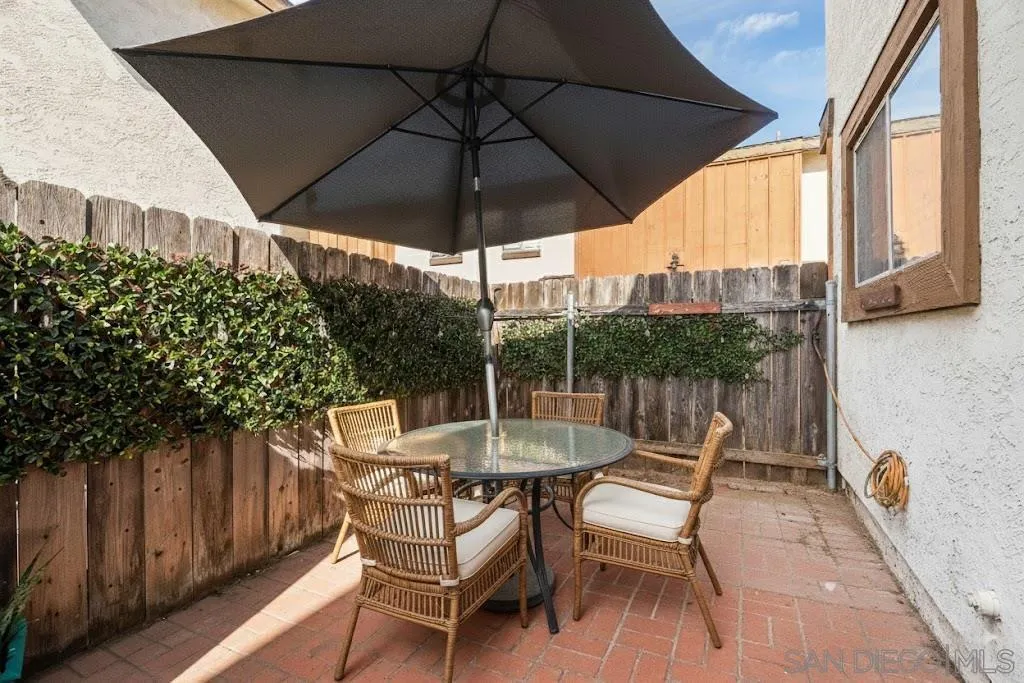 https://cdn.realtyfeed.com/cdn/127/250043955/1c1702b86b81c40bd38c9277af5f09b9.webp