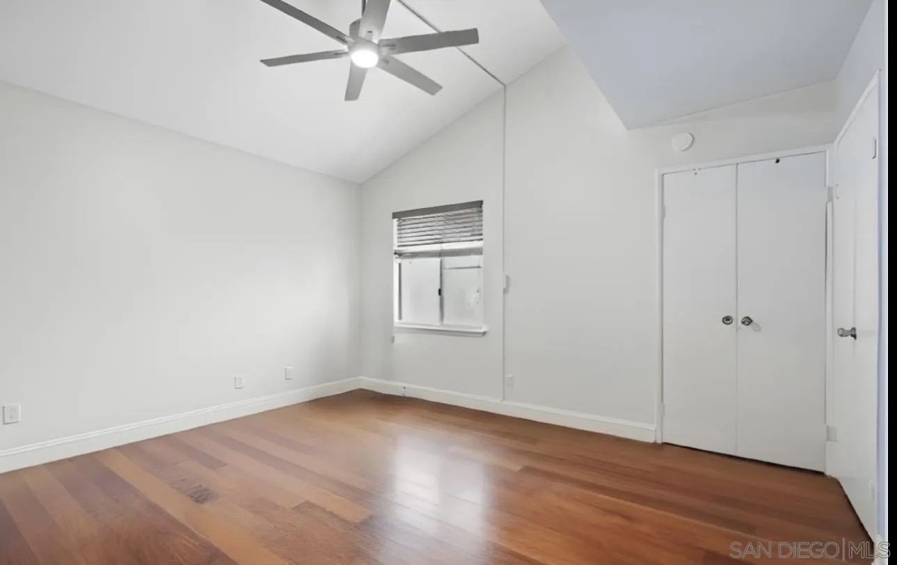 https://cdn.realtyfeed.com/cdn/127/250043955/f23585122c6c9f825b9bf30a1fda30d2.webp