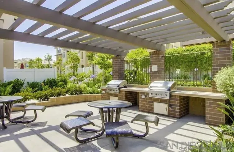 https://cdn.realtyfeed.com/cdn/127/250043956/4b498eb6101944a222180aa2b15ee924.webp