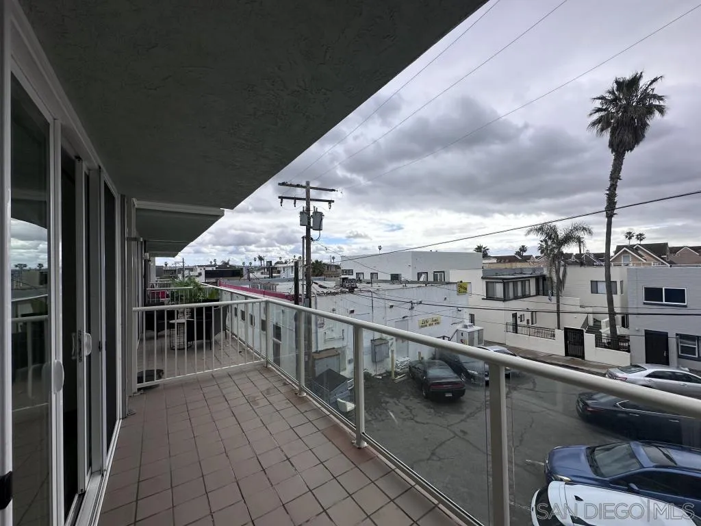 https://cdn.realtyfeed.com/cdn/127/250043961/5a2231de84f7ec1ee49ddd58be554515.webp
