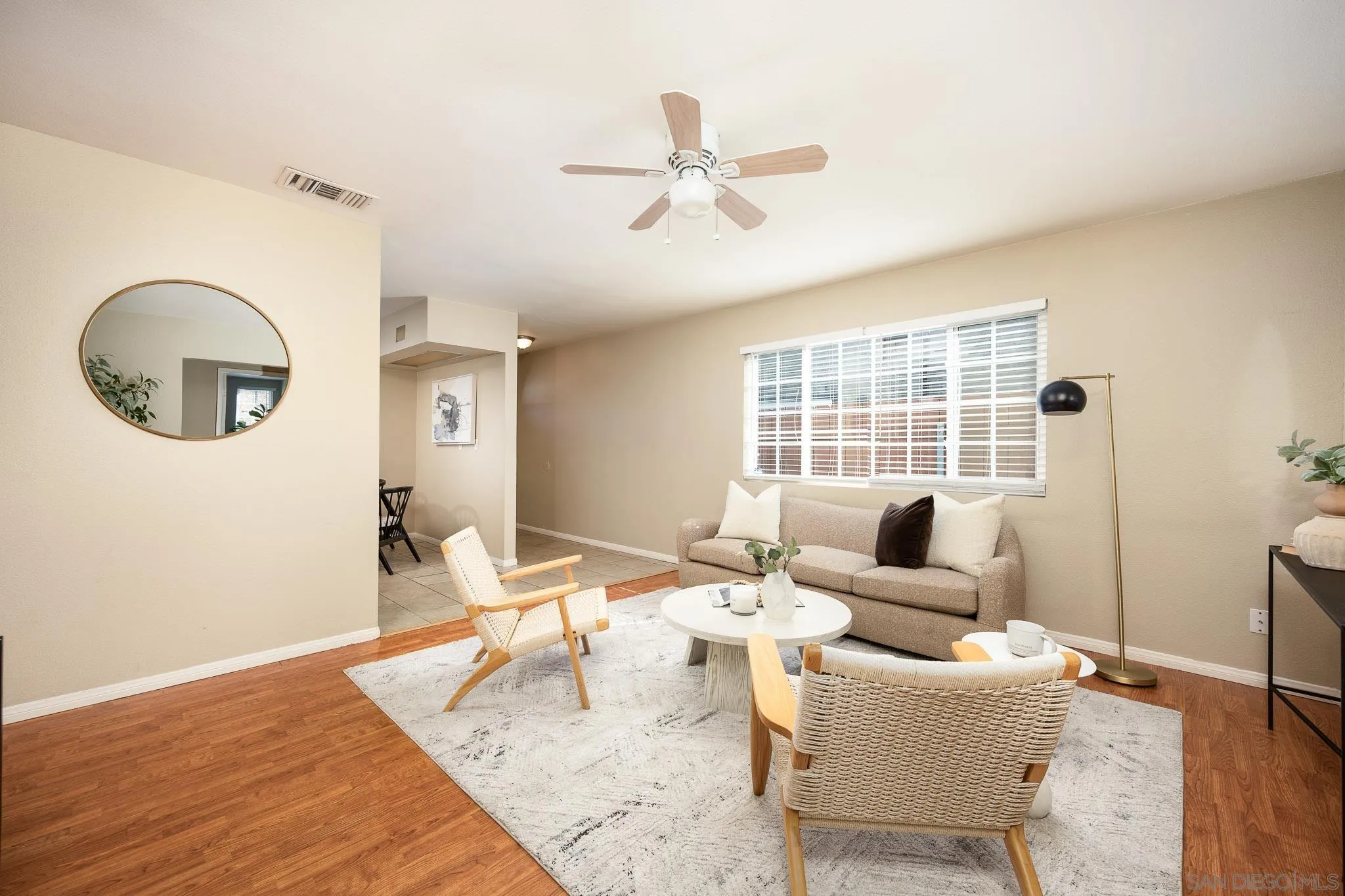 https://cdn.realtyfeed.com/cdn/127/250043963/50cb637418cb540afe4c0bf8716b858c.webp