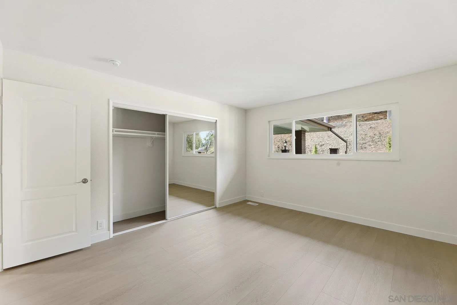 https://cdn.realtyfeed.com/cdn/127/250044006/9c39dd425ba2491a6286d46f12570577.webp