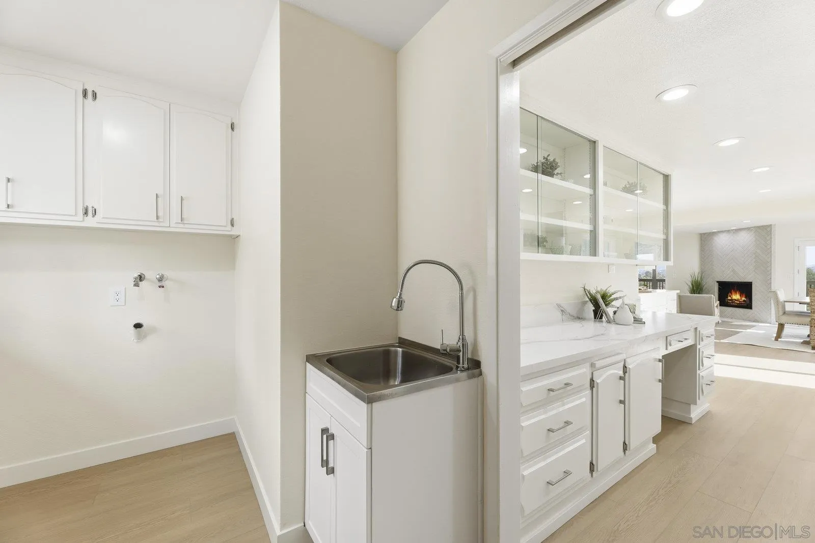https://cdn.realtyfeed.com/cdn/127/250044006/e611c066e0493885fcb675773e388036.webp