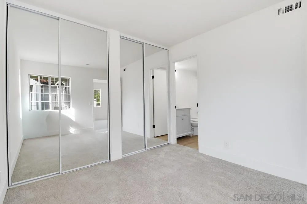 https://cdn.realtyfeed.com/cdn/127/250044011/f45f02885436cab63c8c7215eb691912.webp