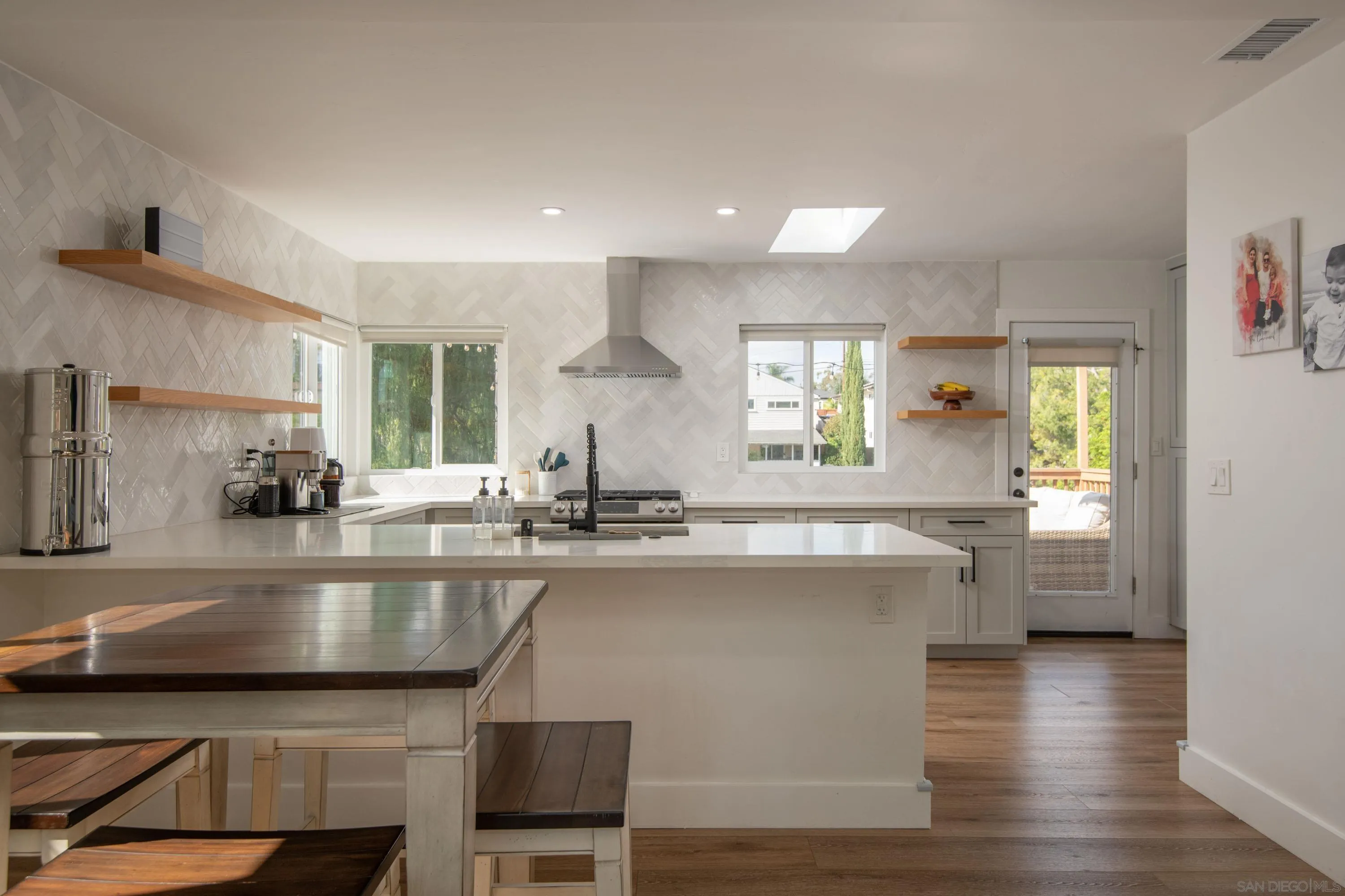 https://cdn.realtyfeed.com/cdn/127/250044032/b0b4f2315c2287ac8b20b3835e702244.webp