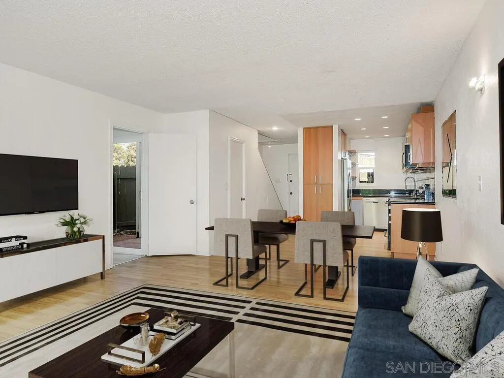 https://cdn.realtyfeed.com/cdn/127/250044043/8003c78c97d1ec2730de2ae7861c89f4.webp