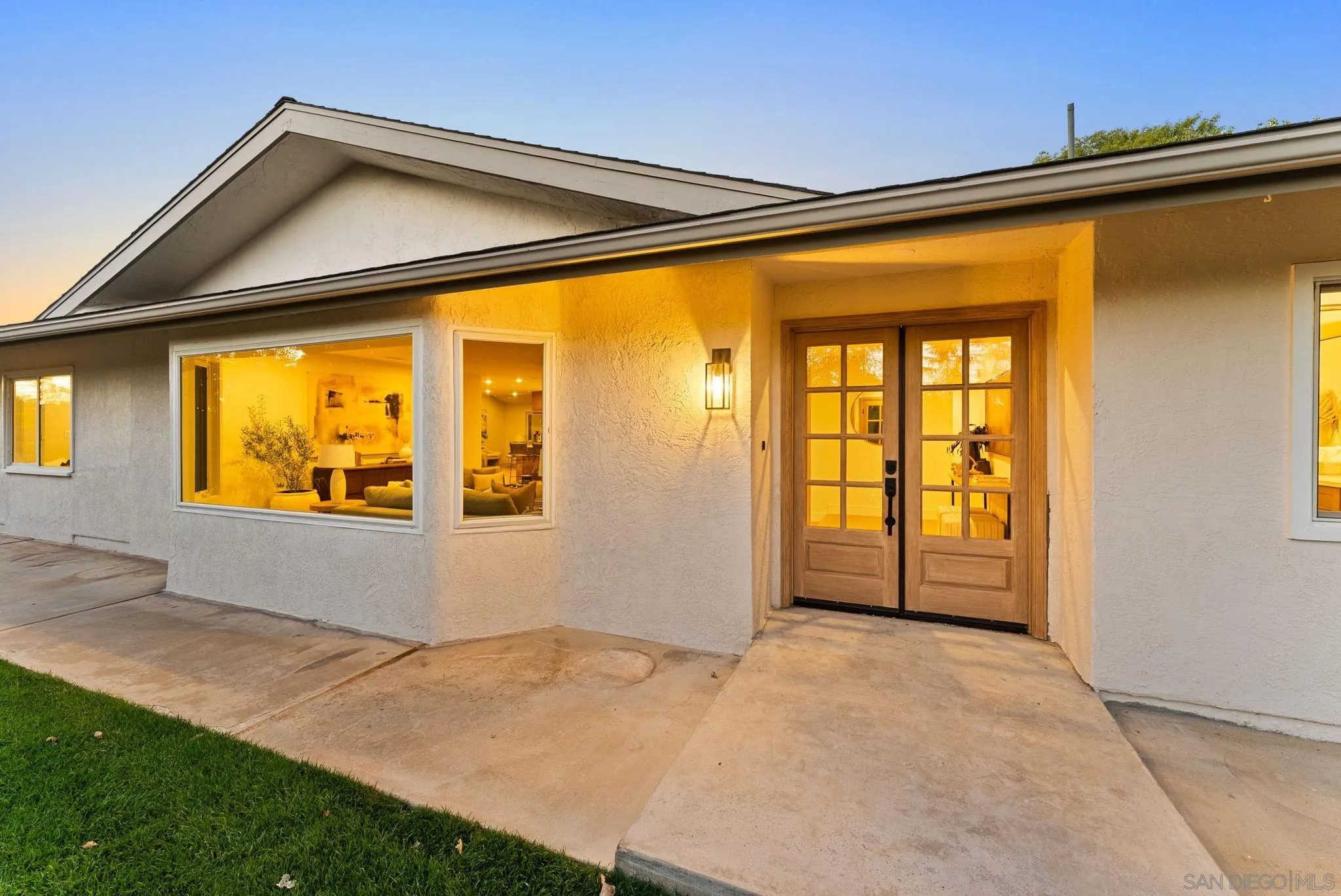 https://cdn.realtyfeed.com/cdn/127/250044047/53d68552365079470934290ff93fc4b1.webp
