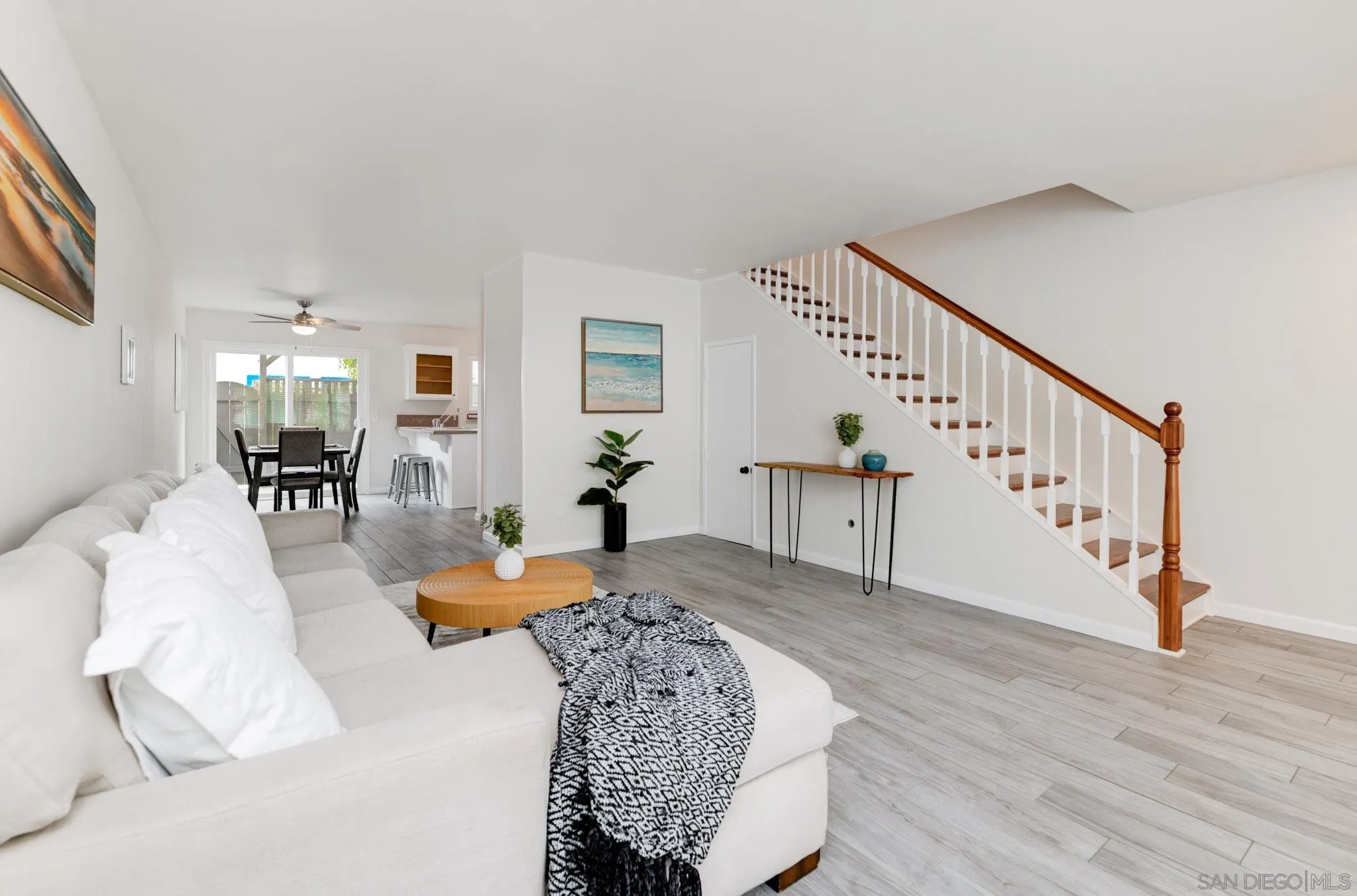 https://cdn.realtyfeed.com/cdn/127/250044055/b940e2a07a8222567401a647ccb22bd8.webp