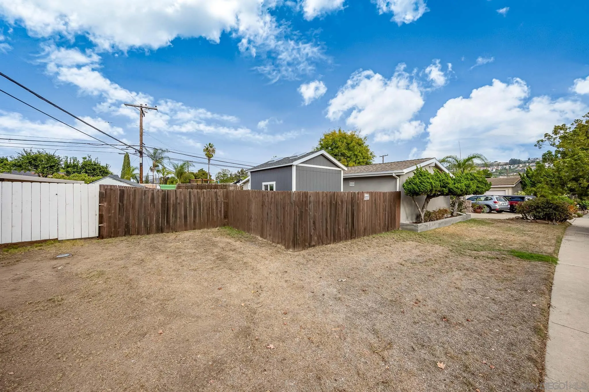 https://cdn.realtyfeed.com/cdn/127/250044058/f8e50218f1516b1632848c2ec37274c4.webp