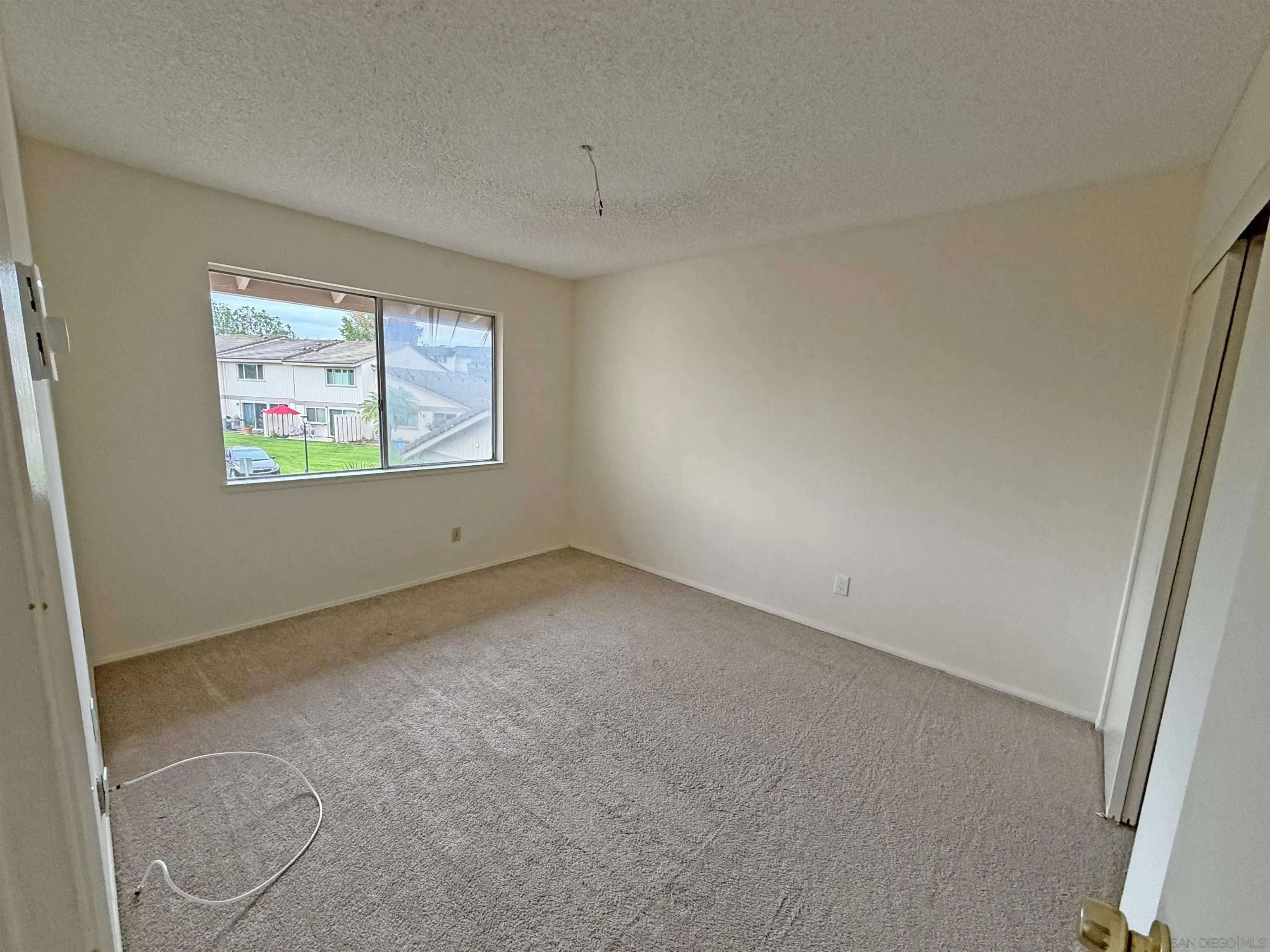 https://cdn.realtyfeed.com/cdn/127/250044064/961f3b53c15627c0b73afe68a46b50cd.webp
