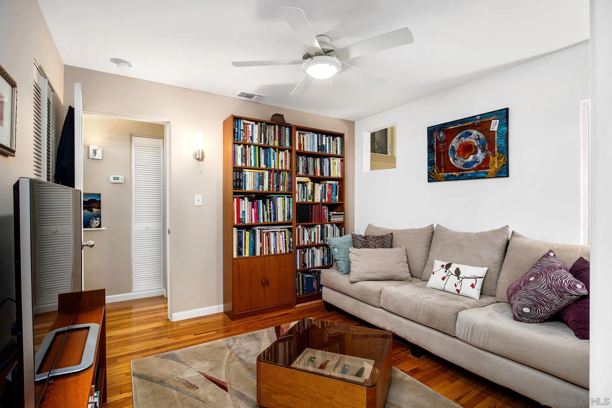 https://cdn.realtyfeed.com/cdn/127/250044068/42ac6b5dbcfb7c4d56933e2d793f3121.webp