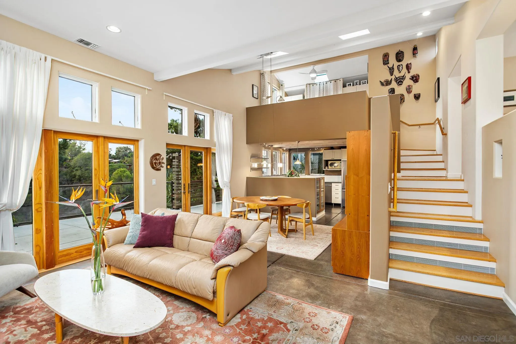 https://cdn.realtyfeed.com/cdn/127/250044068/eac470965220a73b0d40f38929e3a4ce.webp