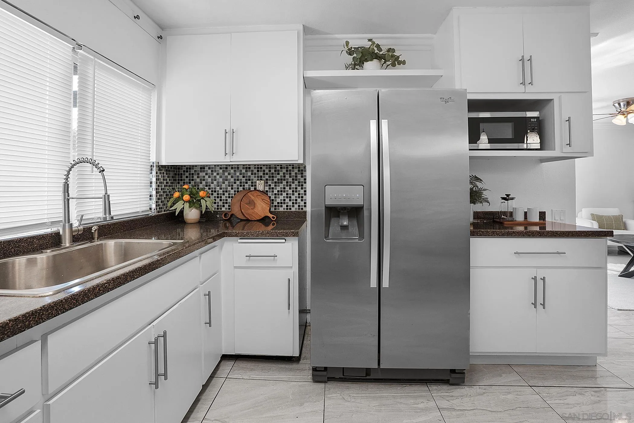 https://cdn.realtyfeed.com/cdn/127/250044074/52010b61010fdc7f813b7135ee57a9d4.webp