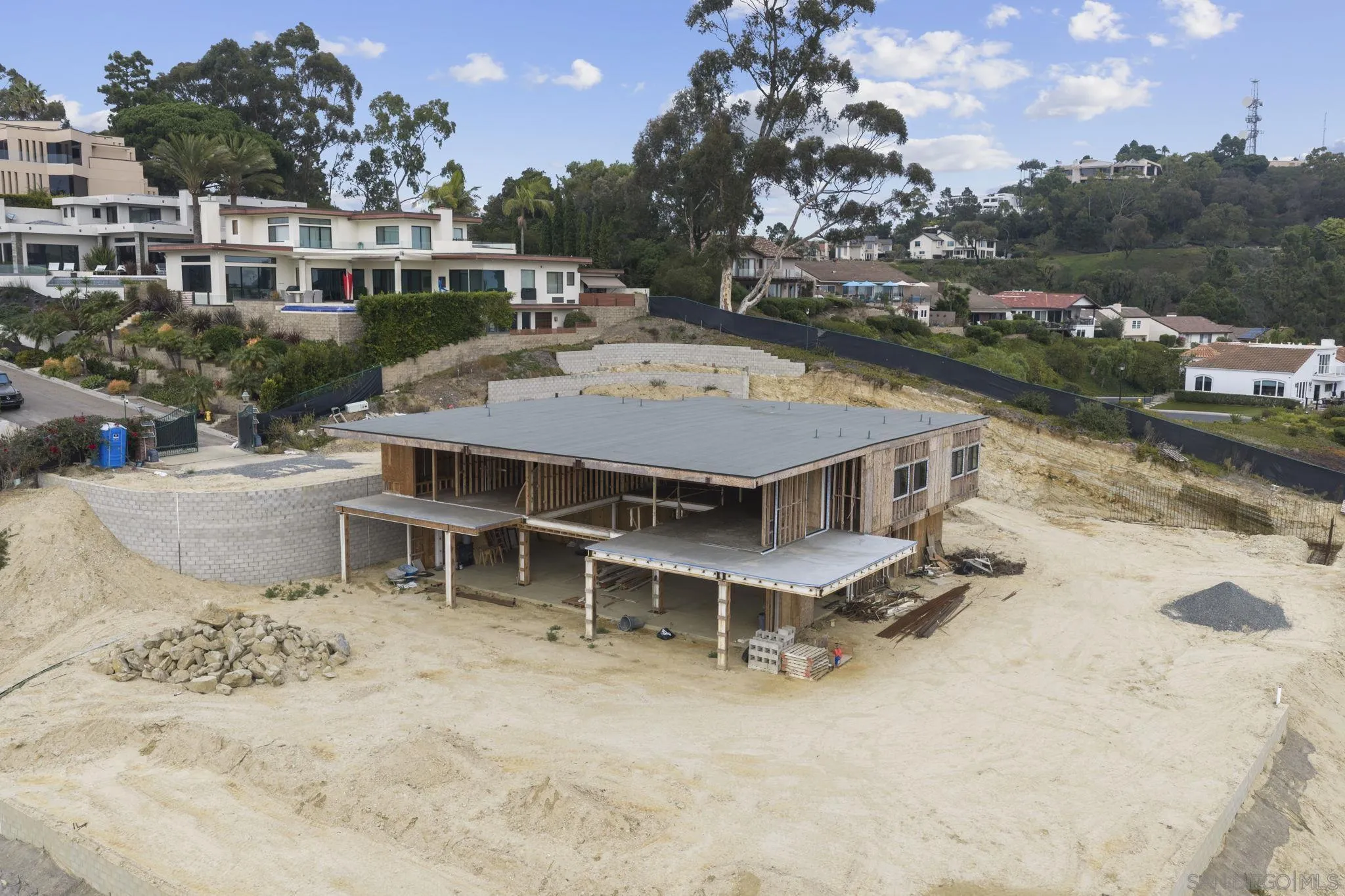 https://cdn.realtyfeed.com/cdn/127/250044089/39293211cb9e24bd0e74590880796127.webp