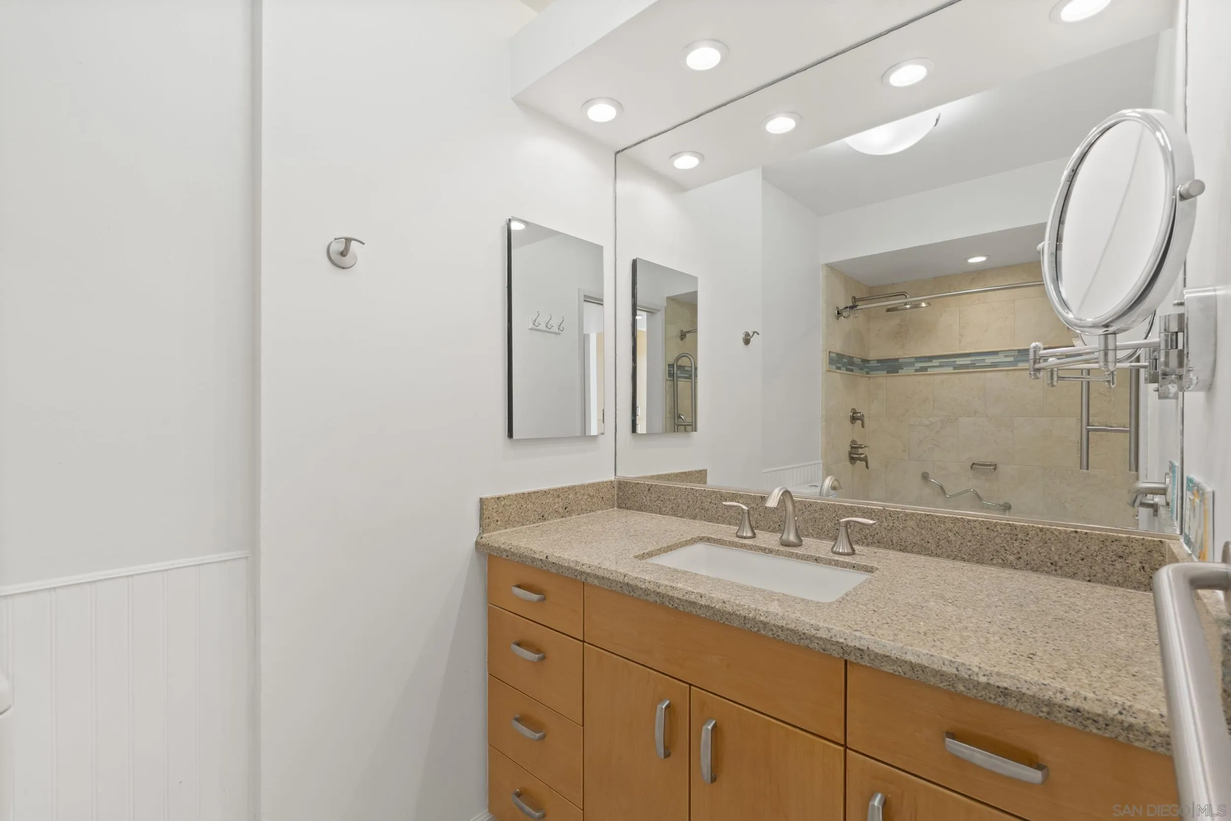 https://cdn.realtyfeed.com/cdn/127/250044099/4807c21039eb69da0b5b612e628261dc.webp
