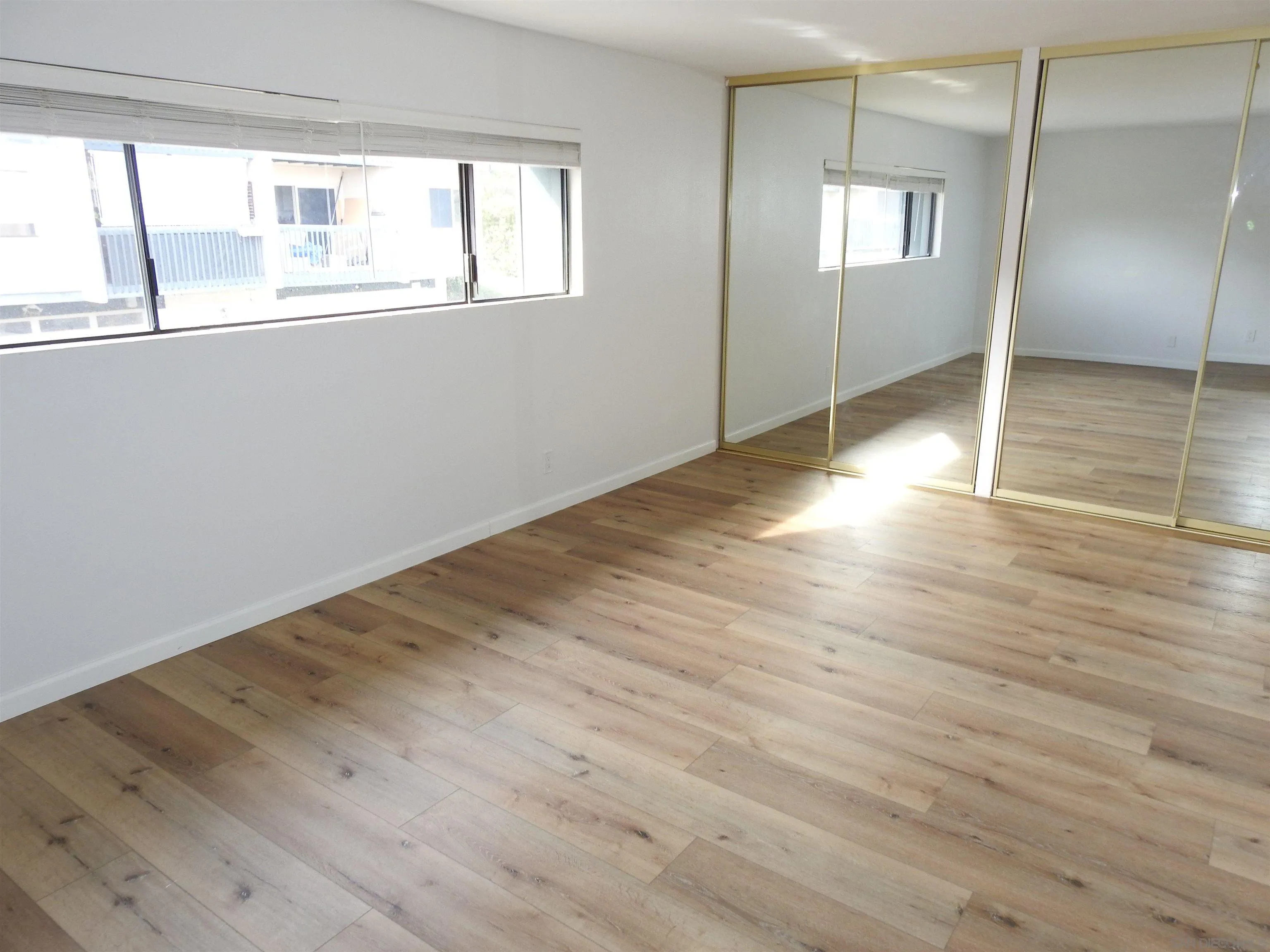 https://cdn.realtyfeed.com/cdn/127/250044125/60e994788e15c3603833ad2fc68183d0.webp