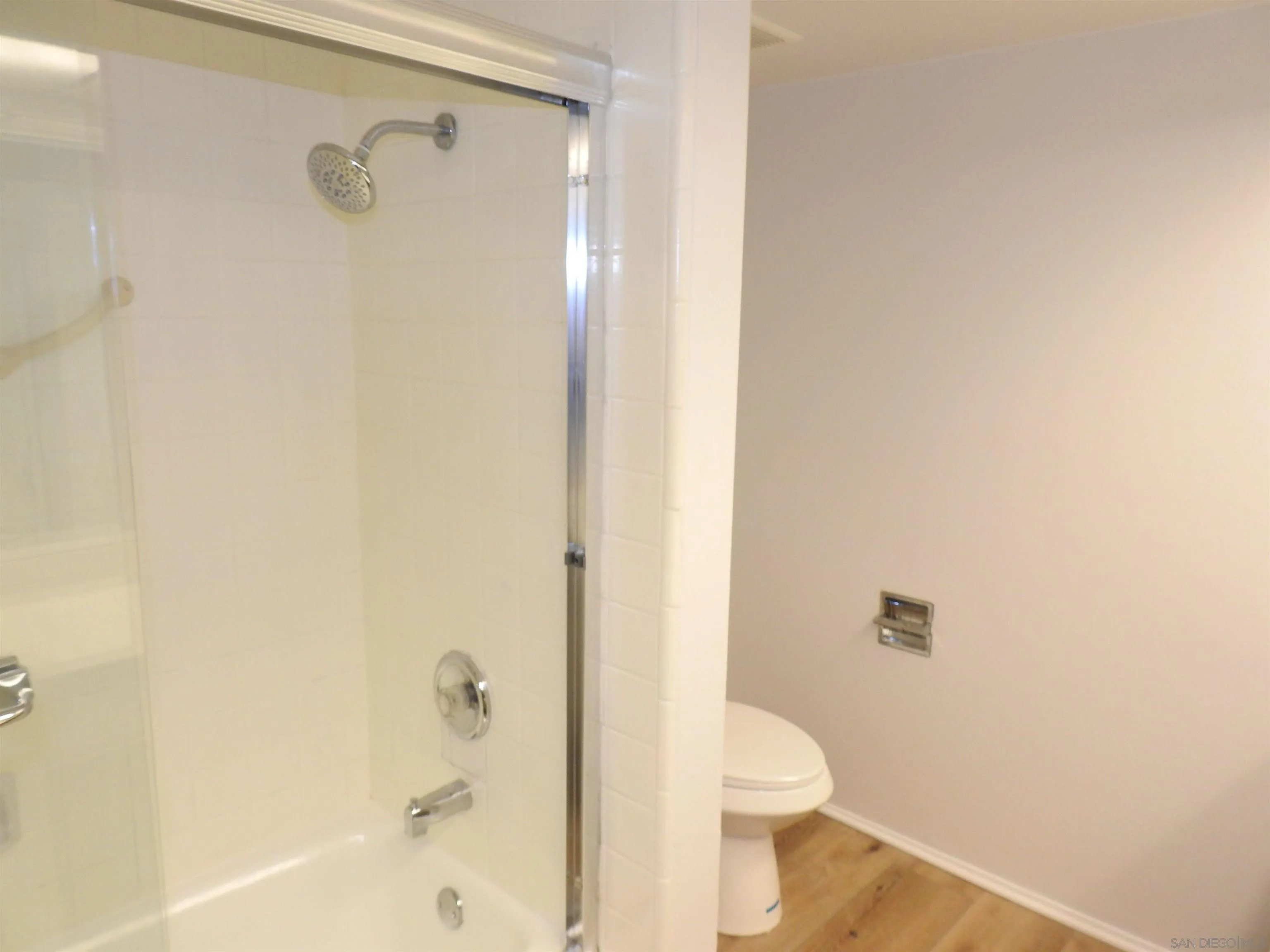 https://cdn.realtyfeed.com/cdn/127/250044125/795e504917b33d58817922e7cf9597df.webp