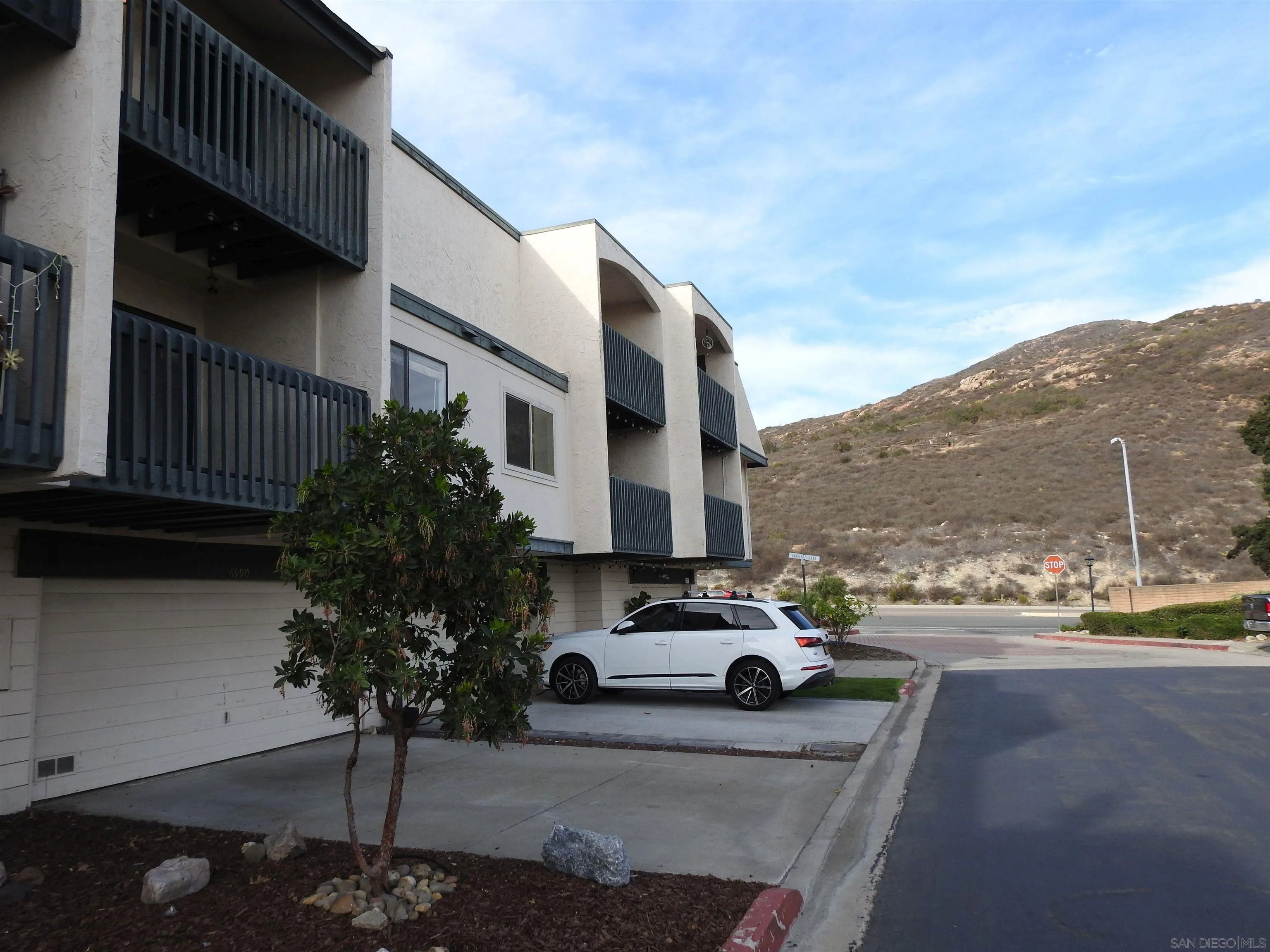 https://cdn.realtyfeed.com/cdn/127/250044125/fdda83c1682ca0e8603168909725e82a.webp