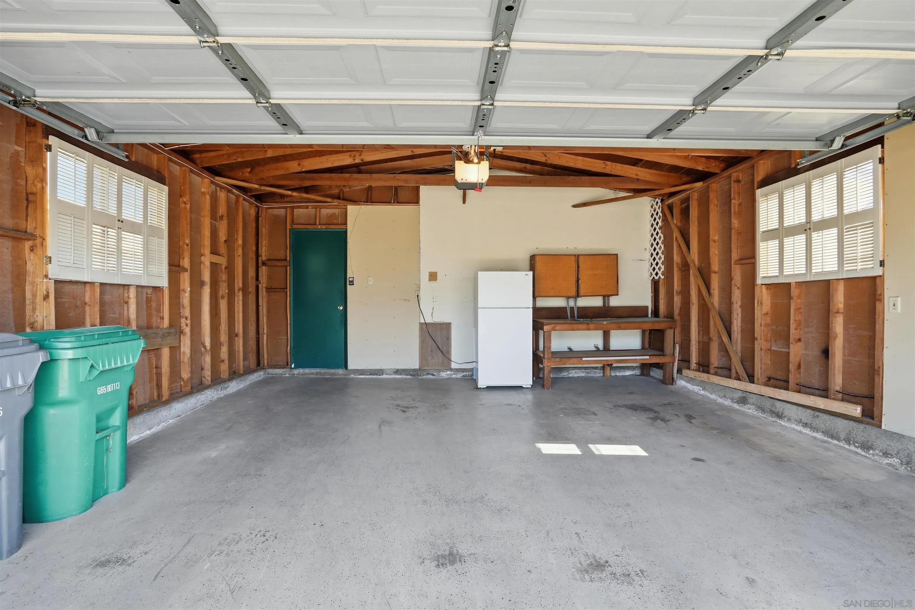 https://cdn.realtyfeed.com/cdn/127/250044130/6648831825b76483c0dc12667d67e9b1.webp
